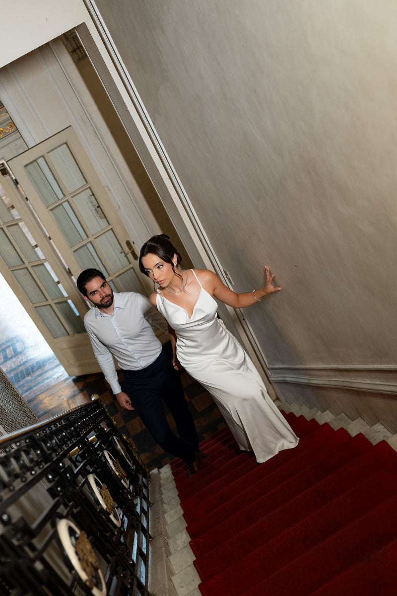Vestido Longo Decote Degagê Júlia Off White Ällie - foto adicional 2