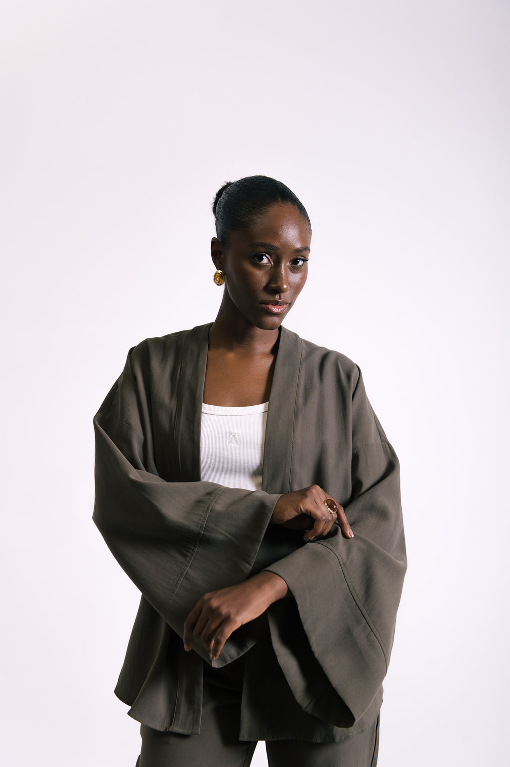 Kimono Alfaiataria Iara Verde Seco Ällie
