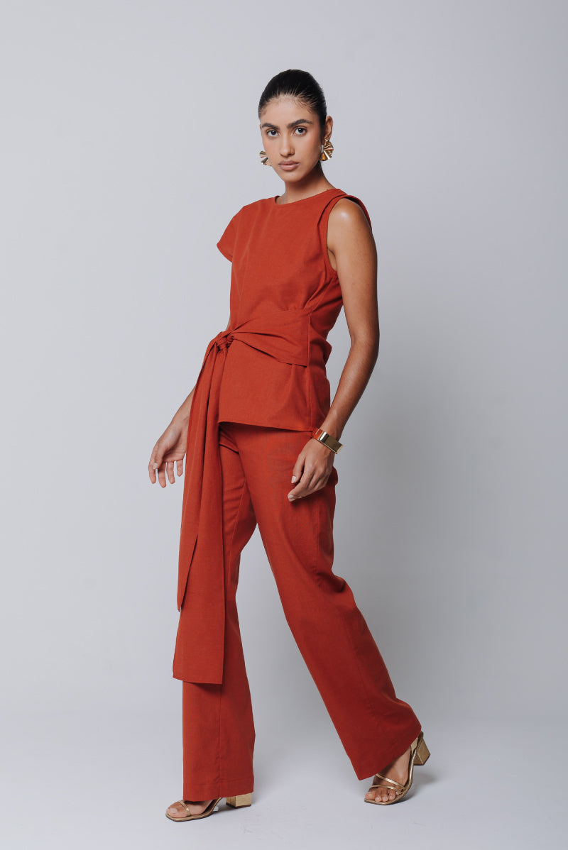 Blusa Amira Linho Vermelho Terra