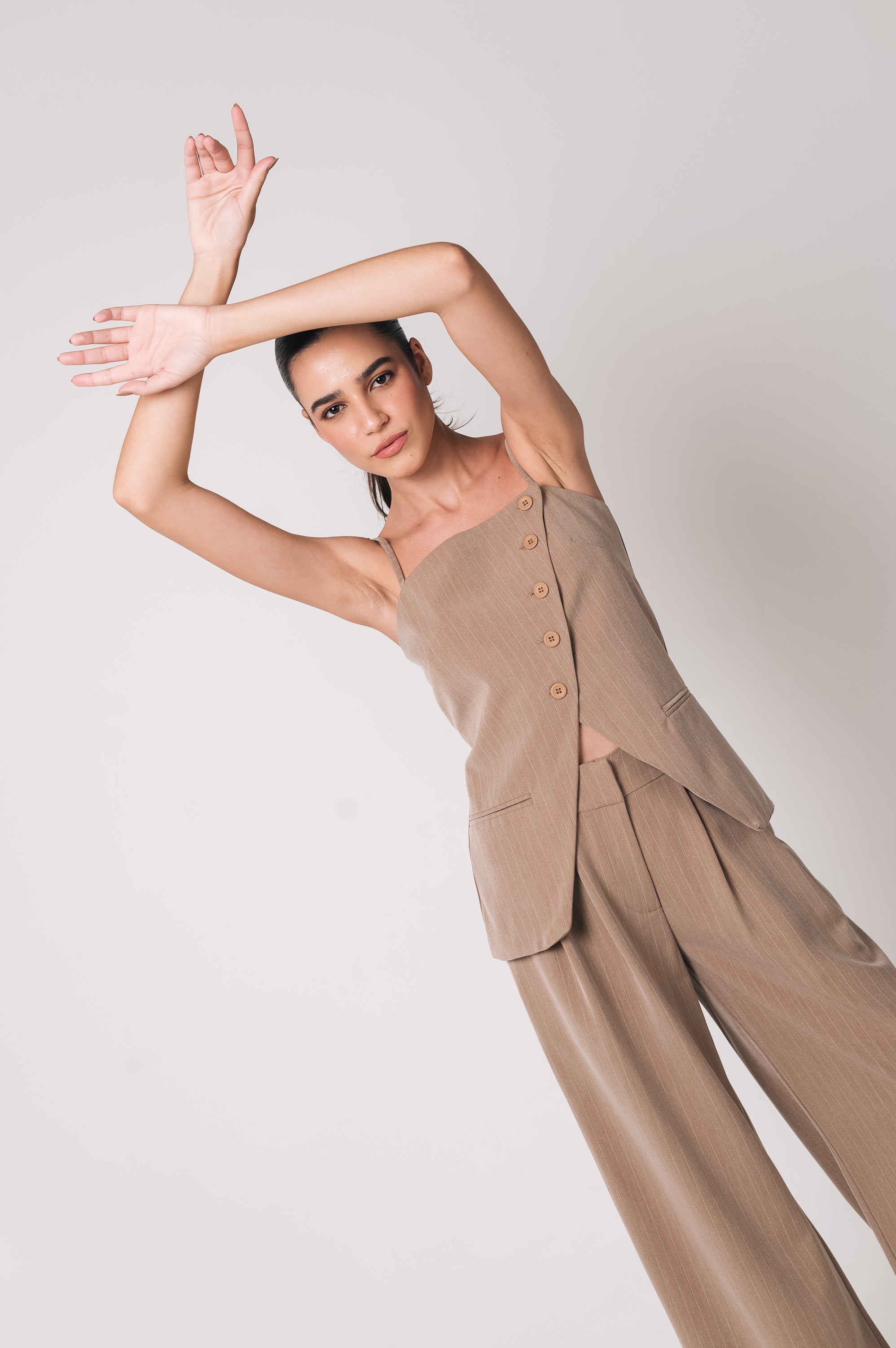 Calça Pantalona Clementine Risca de Giz Capuccino