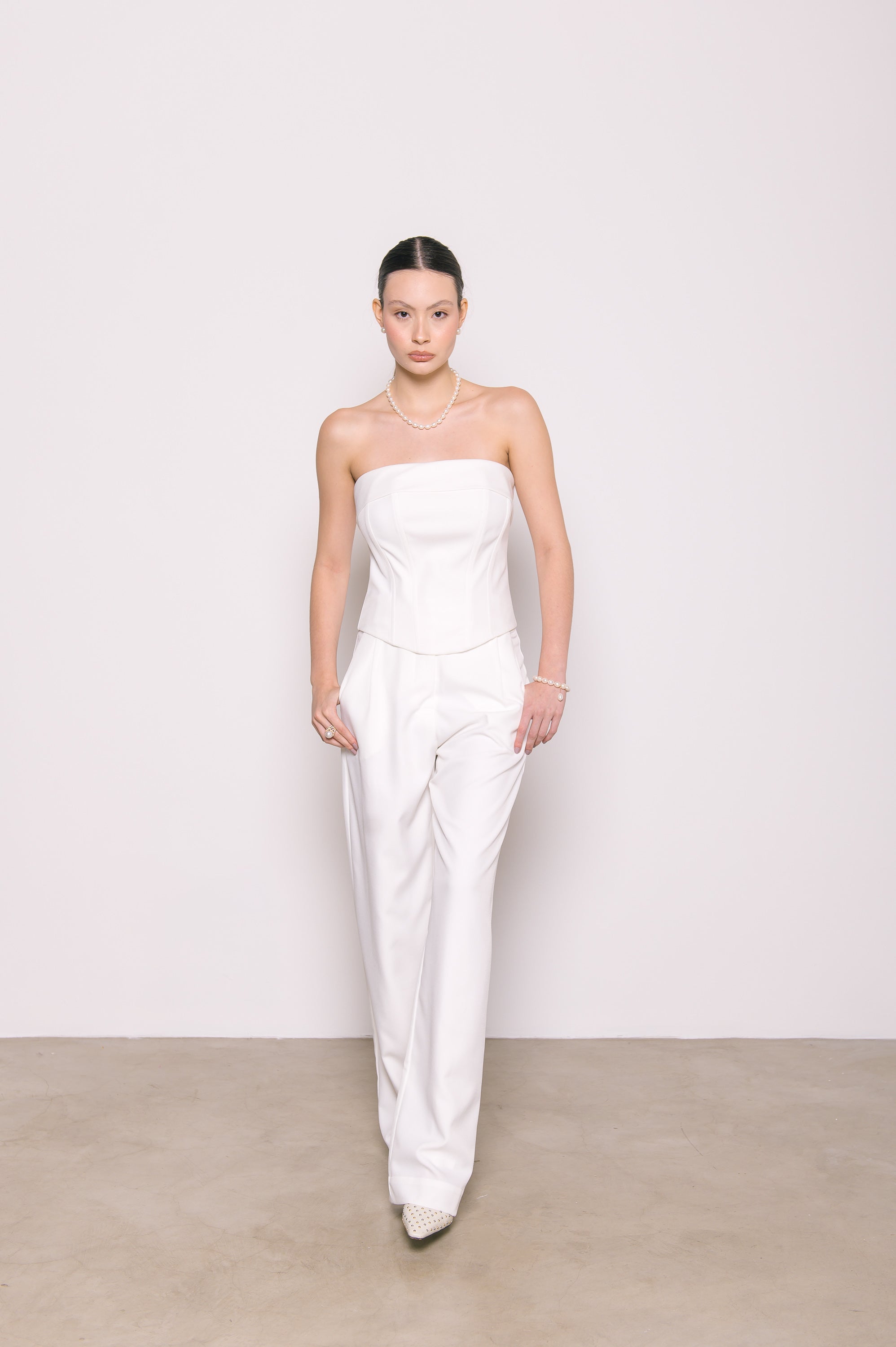 Calça Alfaiataria Cecília Off White Ällie