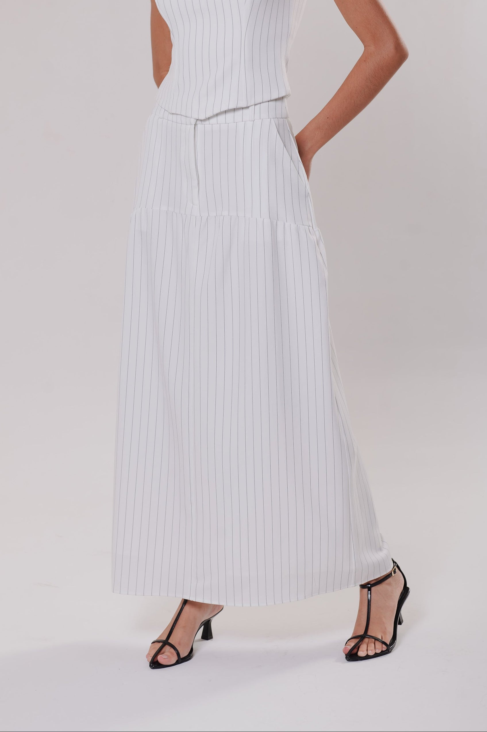 Saia Alfaiataria Emily Risca Off White Ällie