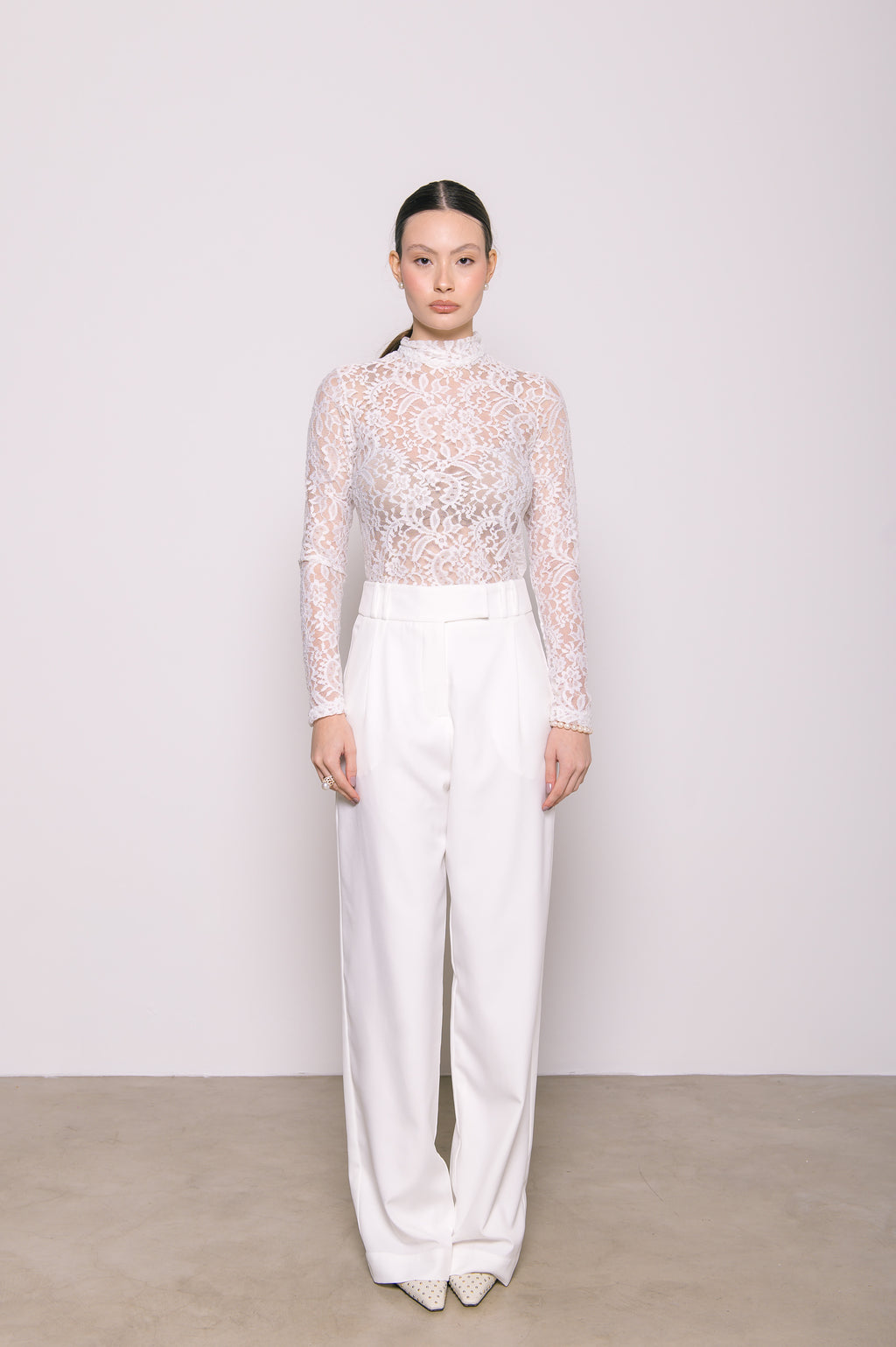 Calça Alfaiataria Cecília Off White Ällie