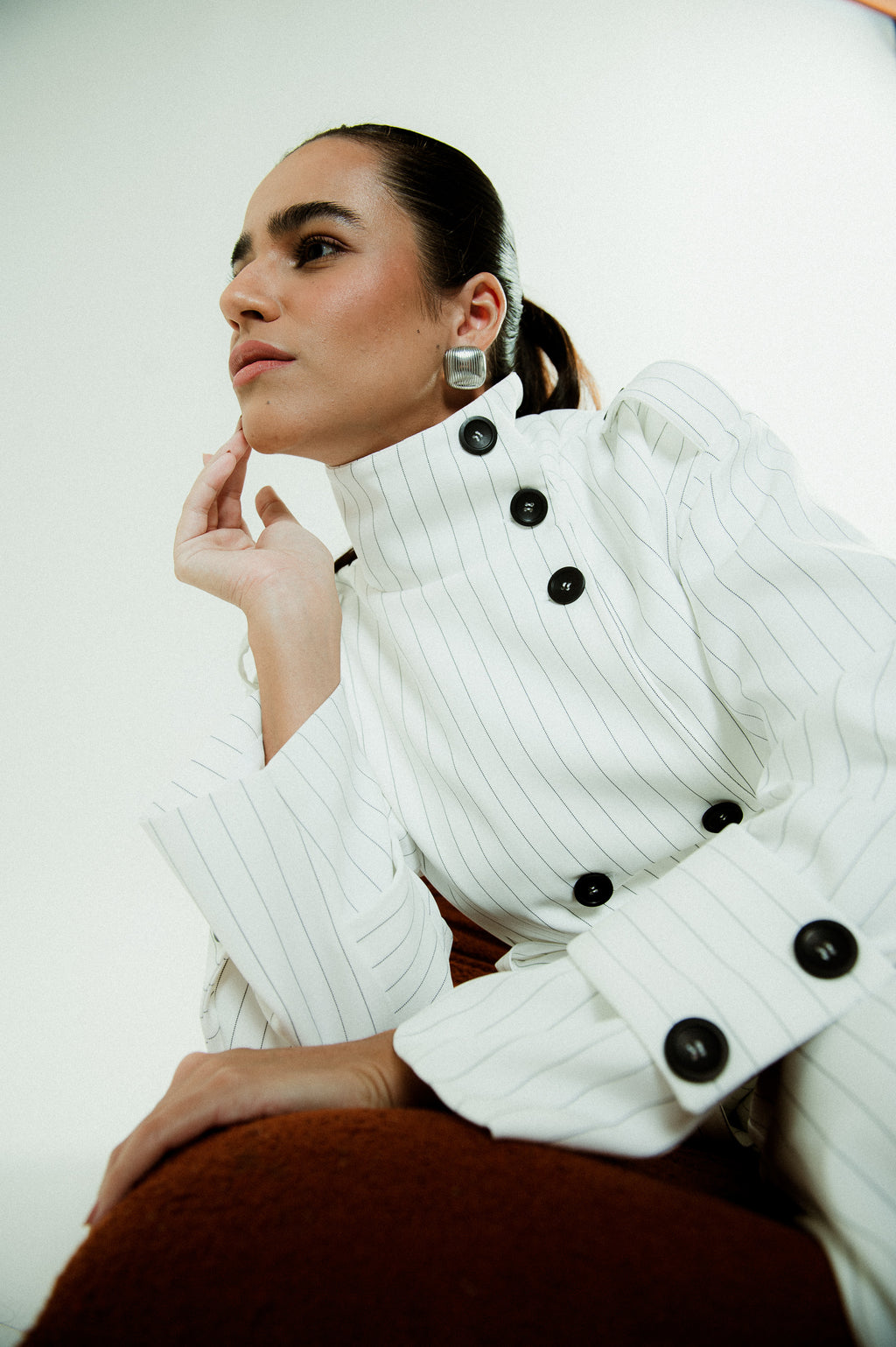 Trench Coat Alfaiataria Miranda Risca Off White Ällie (PRÉ-VENDA)