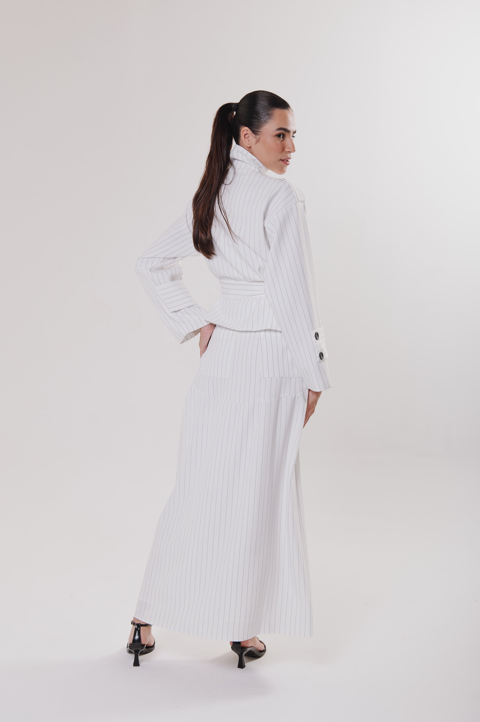 Trench Coat Alfaiataria Miranda Risca Off White Ällie (PRÉ-VENDA)