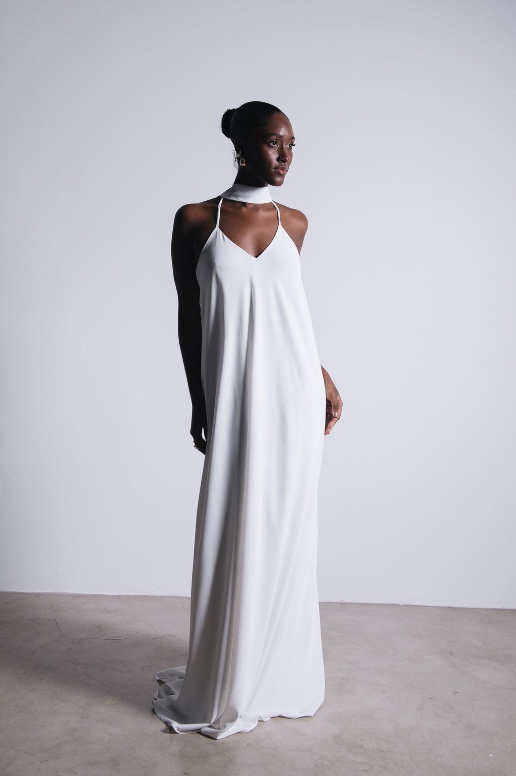 Vestido De Noiva Longo Alcinha Lorena Off White Ällie