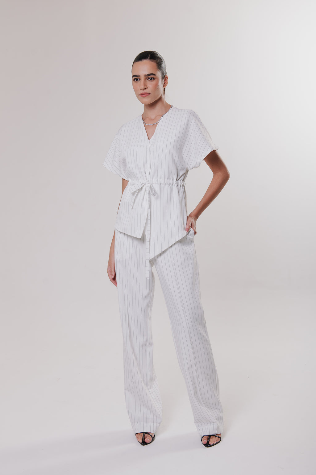 Calça Alfaiataria Rita Risca Off White Ällie