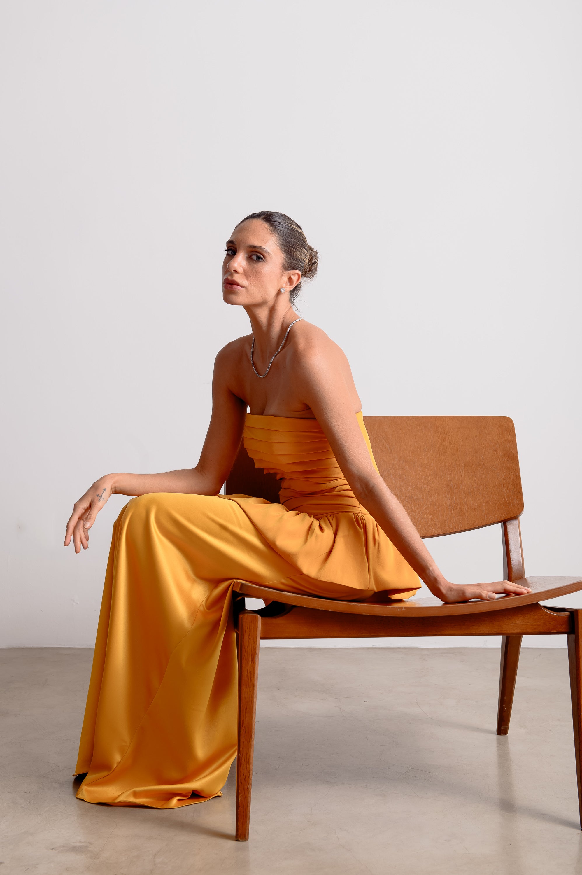 Vestido de Festa Rafaela Mostarda Ällie [ Pré-Venda ]