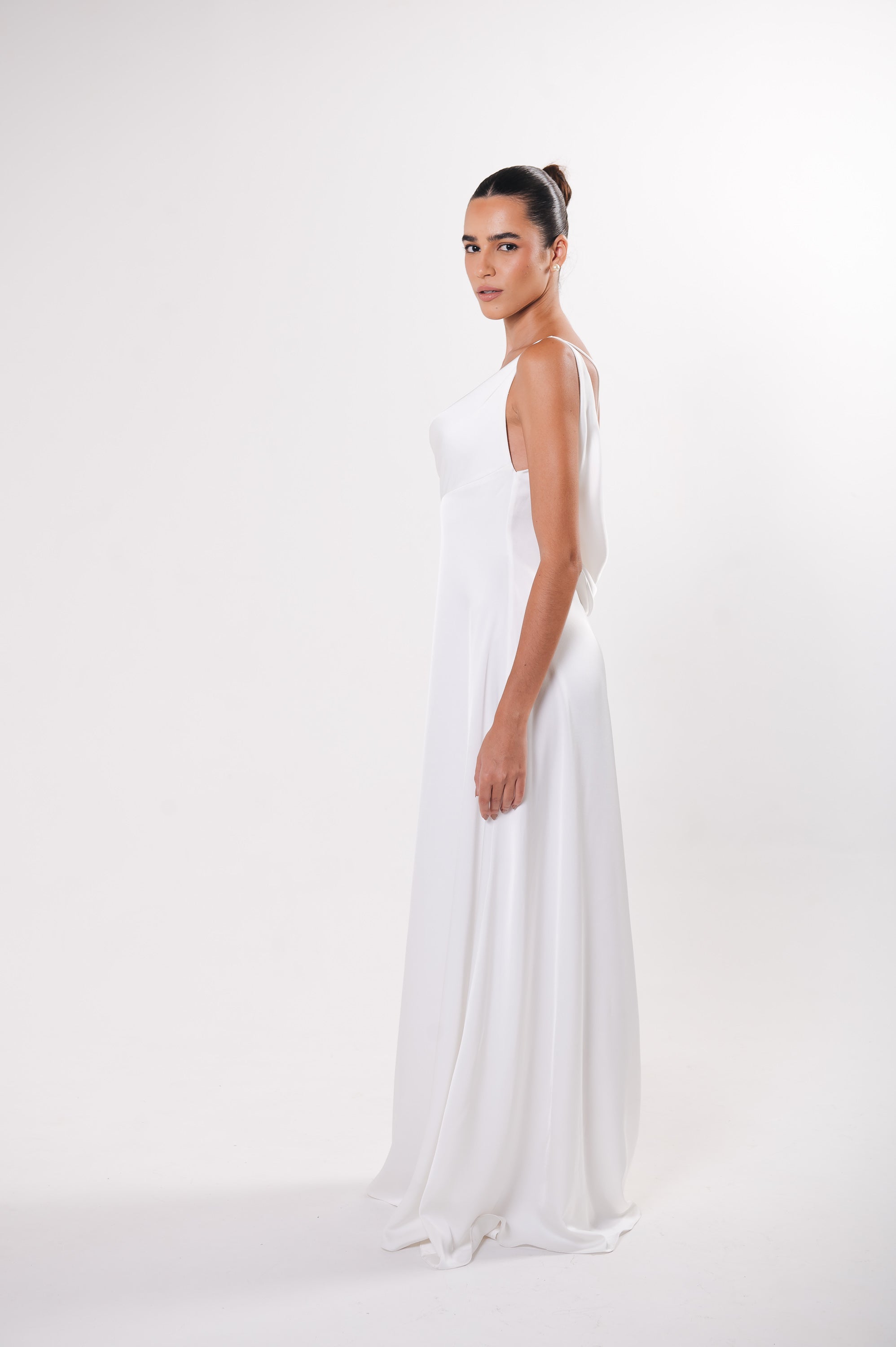 Vestido Longo Decote Degagê Júlia Off White Ällie