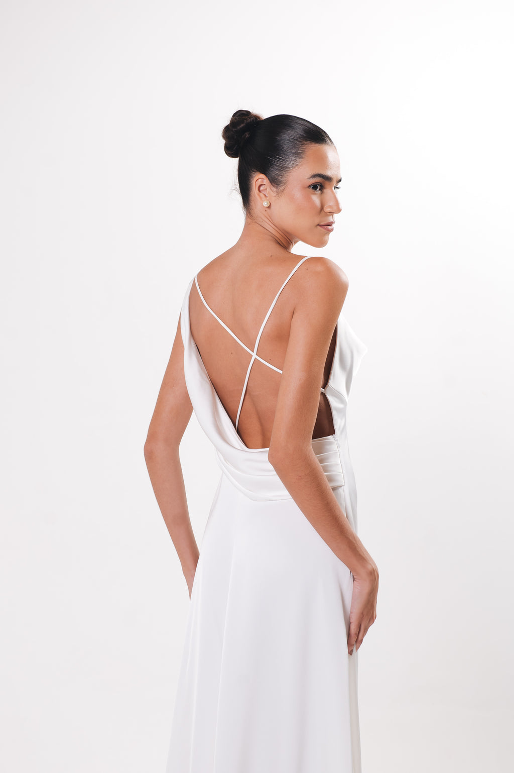 Vestido Longo Decote Degagê Júlia Off White Ällie