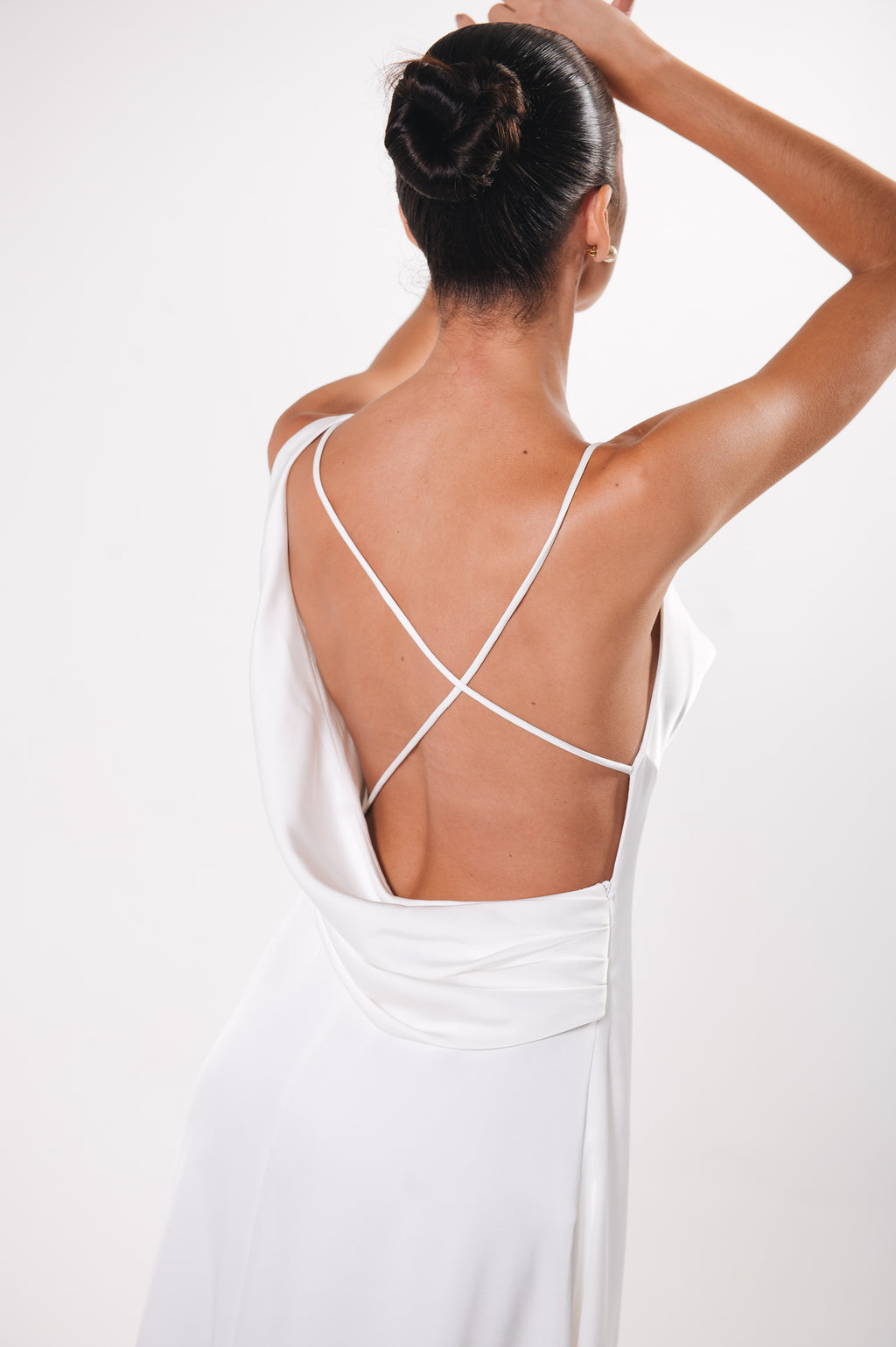 Vestido Longo Decote Degagê Júlia Off White Ällie
