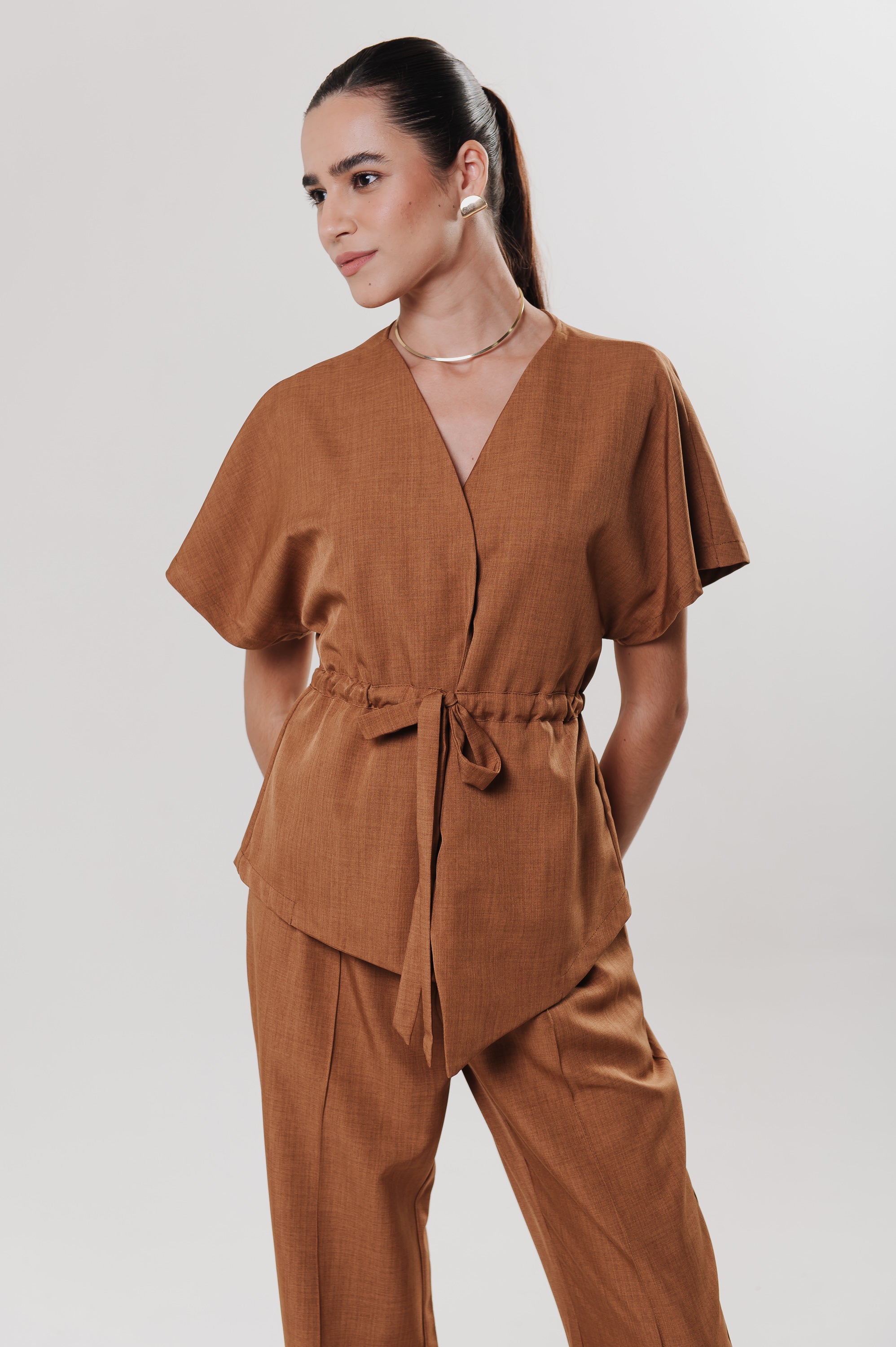 Blusa Alfaiataria Andy Caramelo Ällie