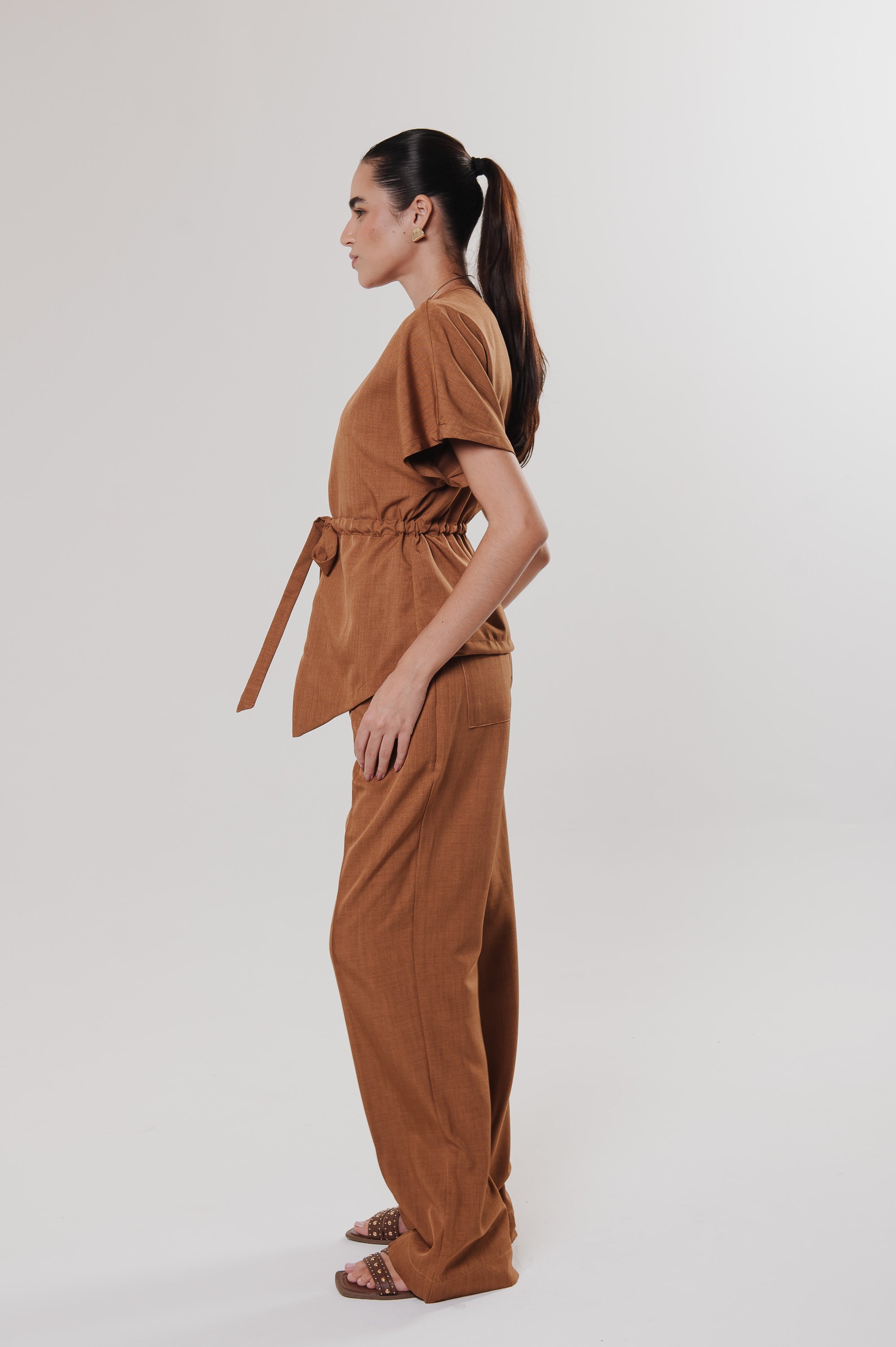 Blusa Alfaiataria Andy Caramelo Ällie