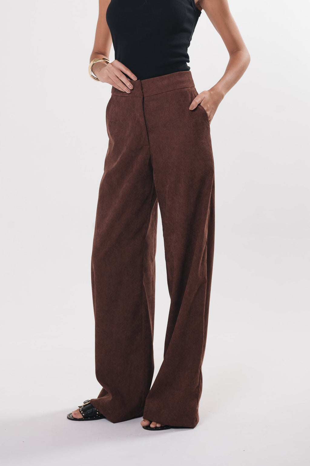 Calça Pantalona Veludo New Safira Marrom Ällie
