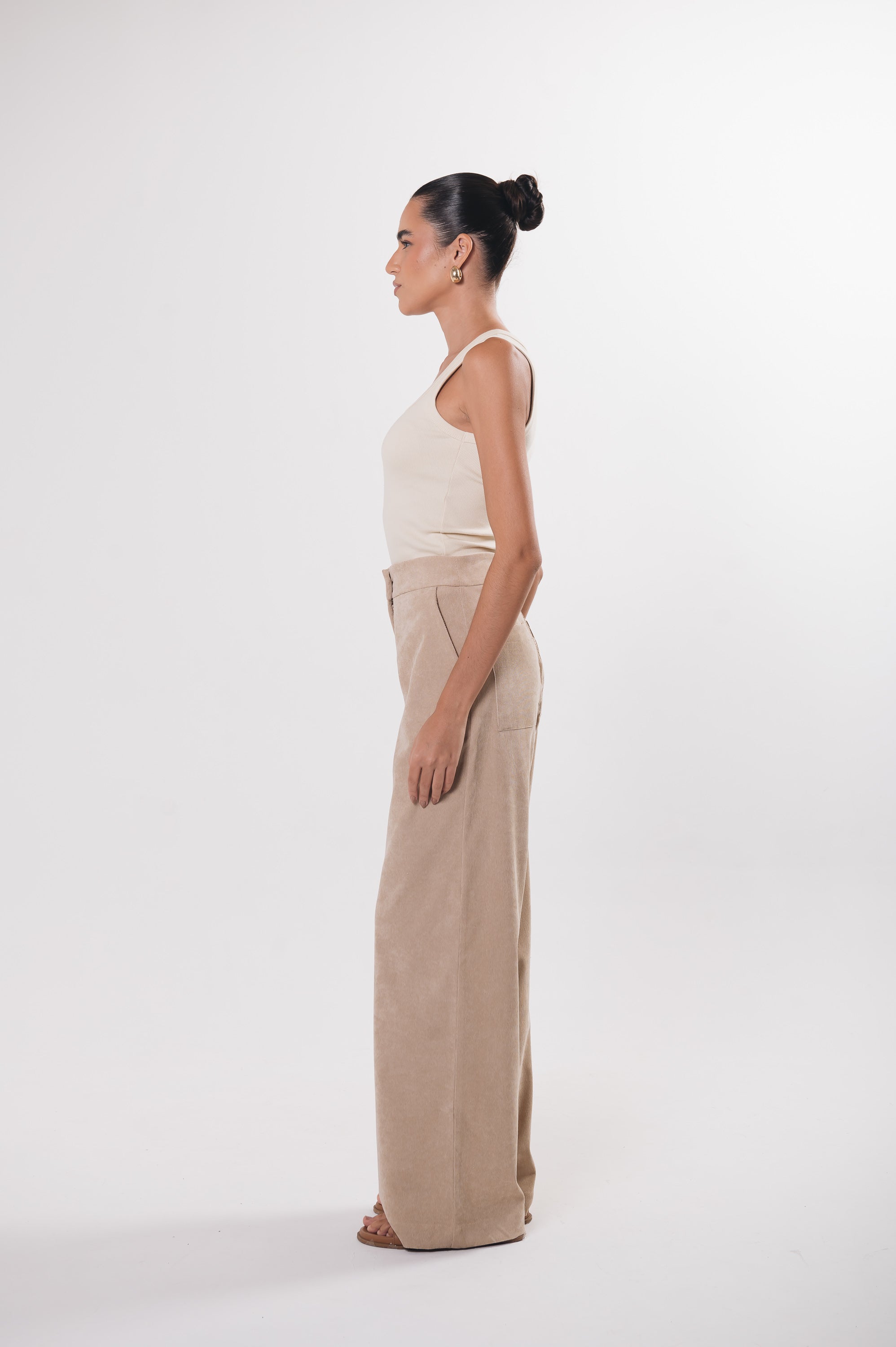 Calça Pantalona Veludo New Safira Aveia Ällie
