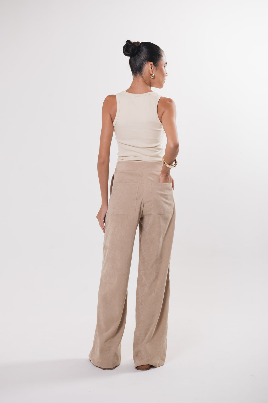 Calça Pantalona Veludo New Safira Aveia Ällie