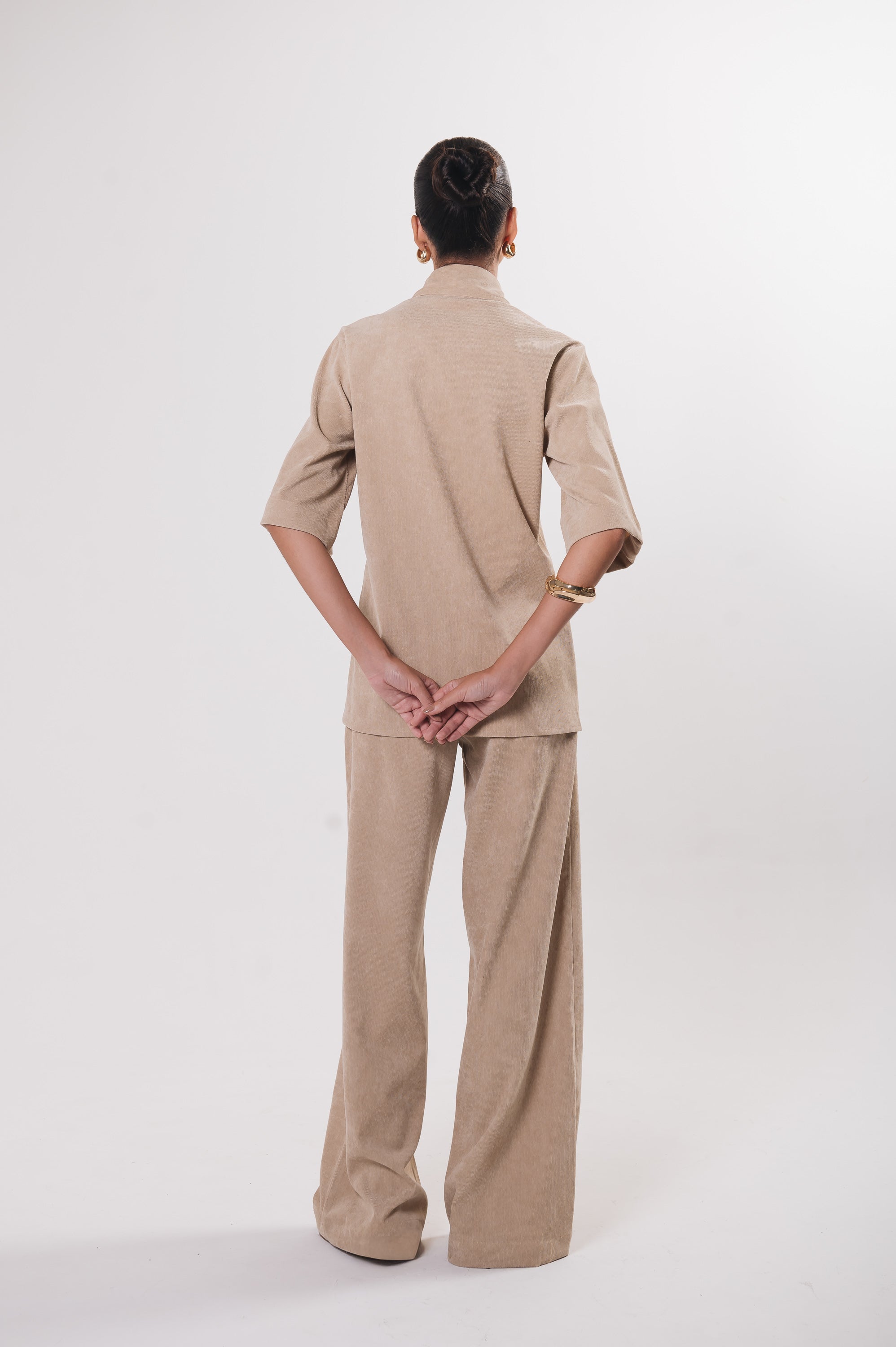 Calça Pantalona Veludo New Safira Aveia Ällie