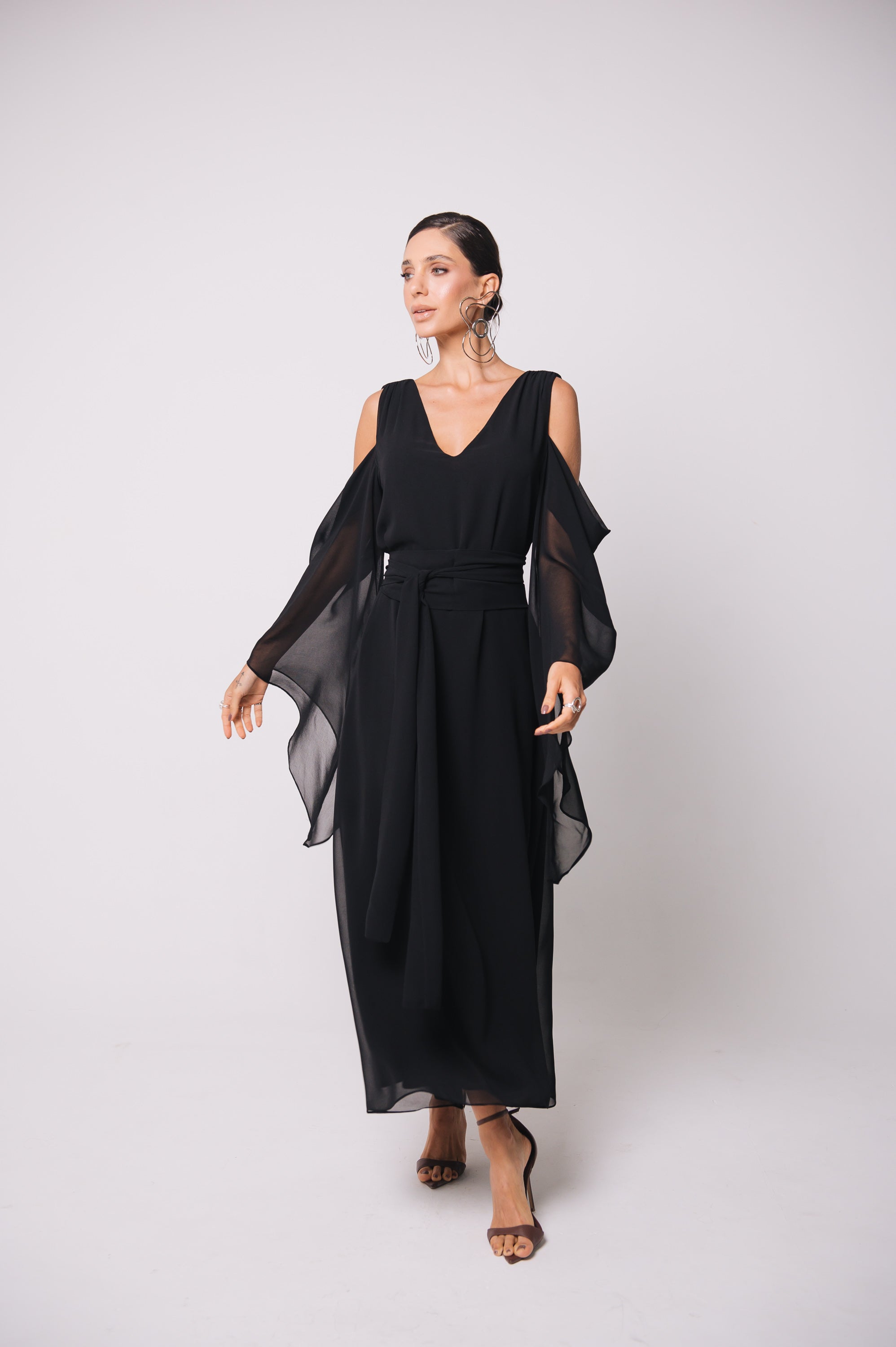 Vestido Fluido Recortes Caetana Preto Ällie