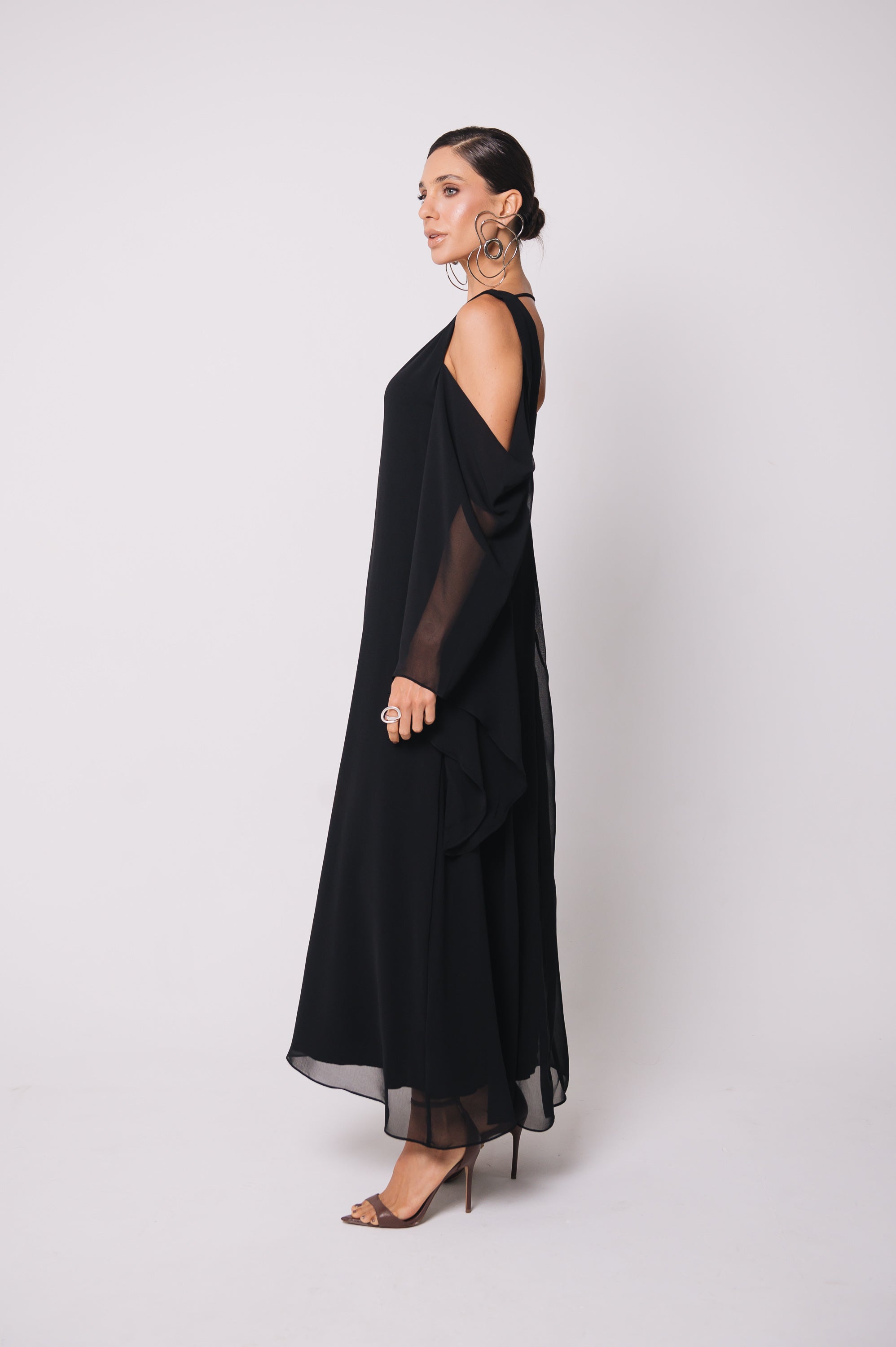 Vestido Fluido Recortes Caetana Preto Ällie