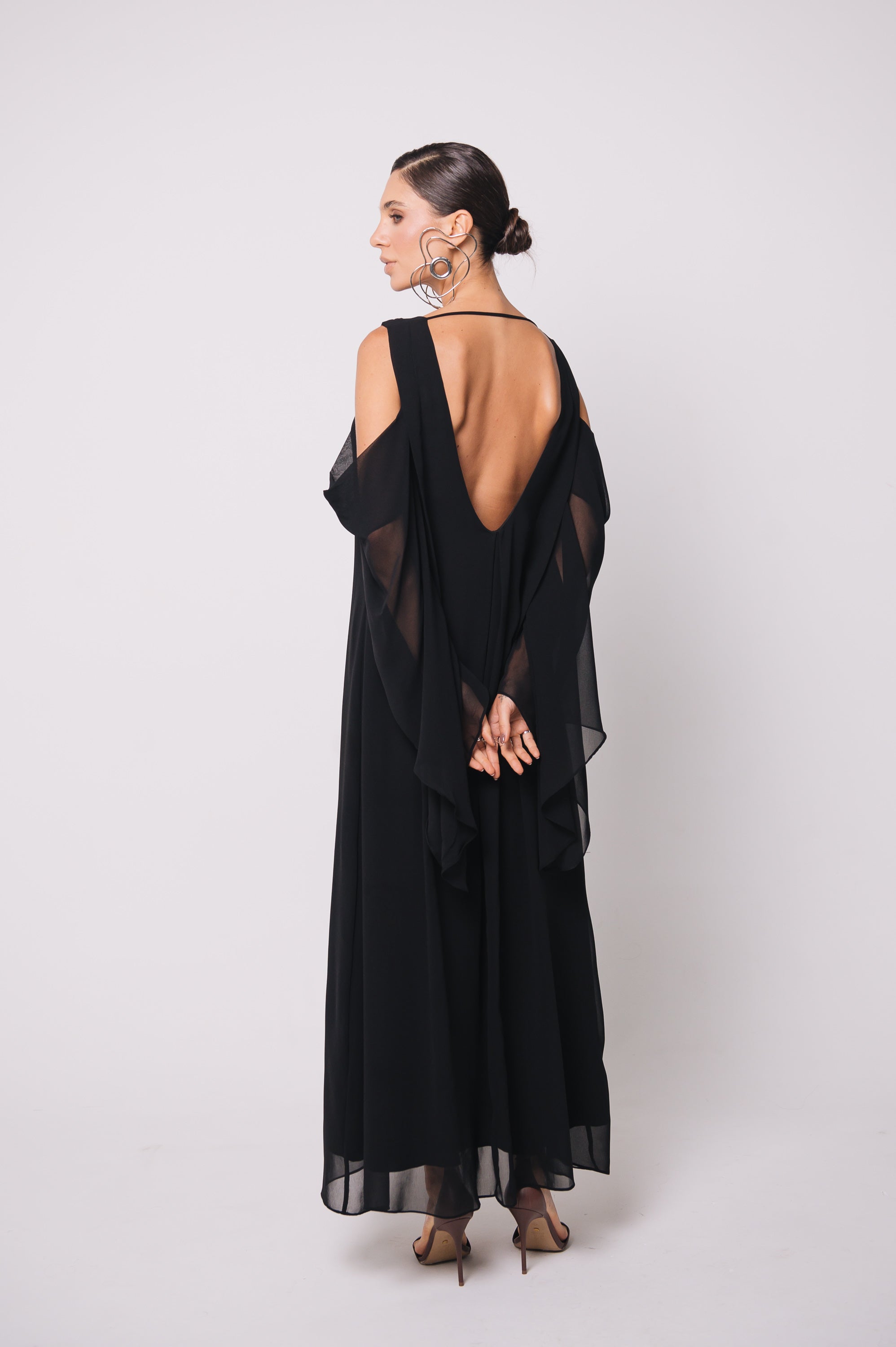 Vestido Fluido Recortes Caetana Preto Ällie