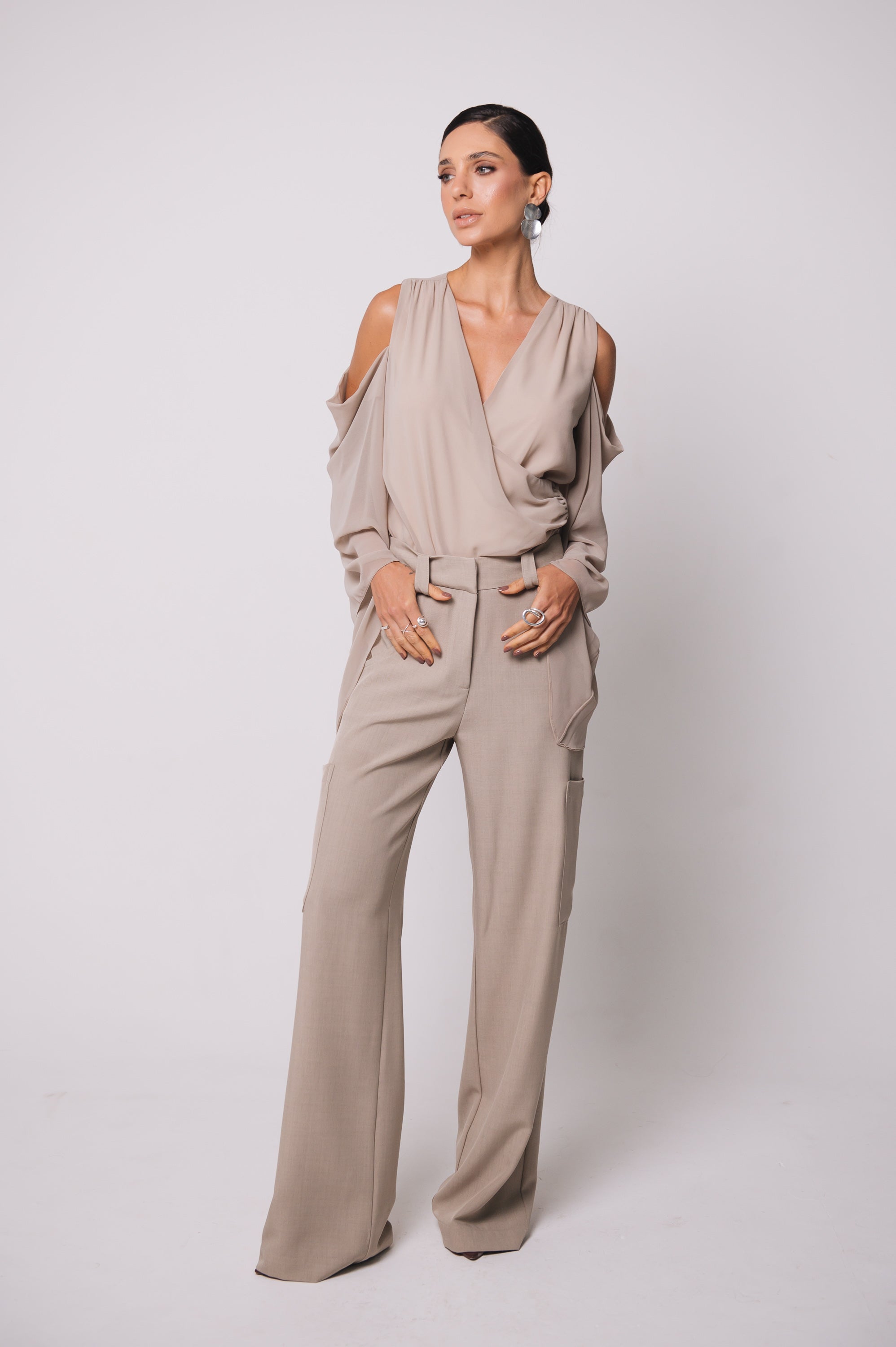 Blusa Fluida Recortes Charlotte Fendi Ällie