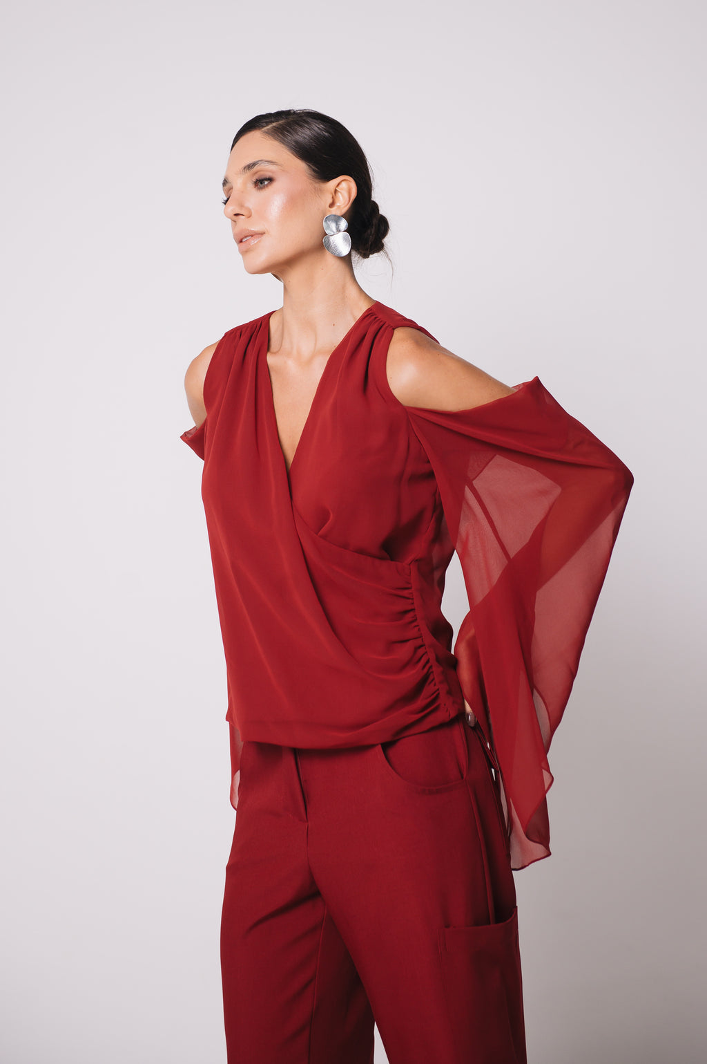 Blusa Fluida Recortes Charlotte Cereja Ällie