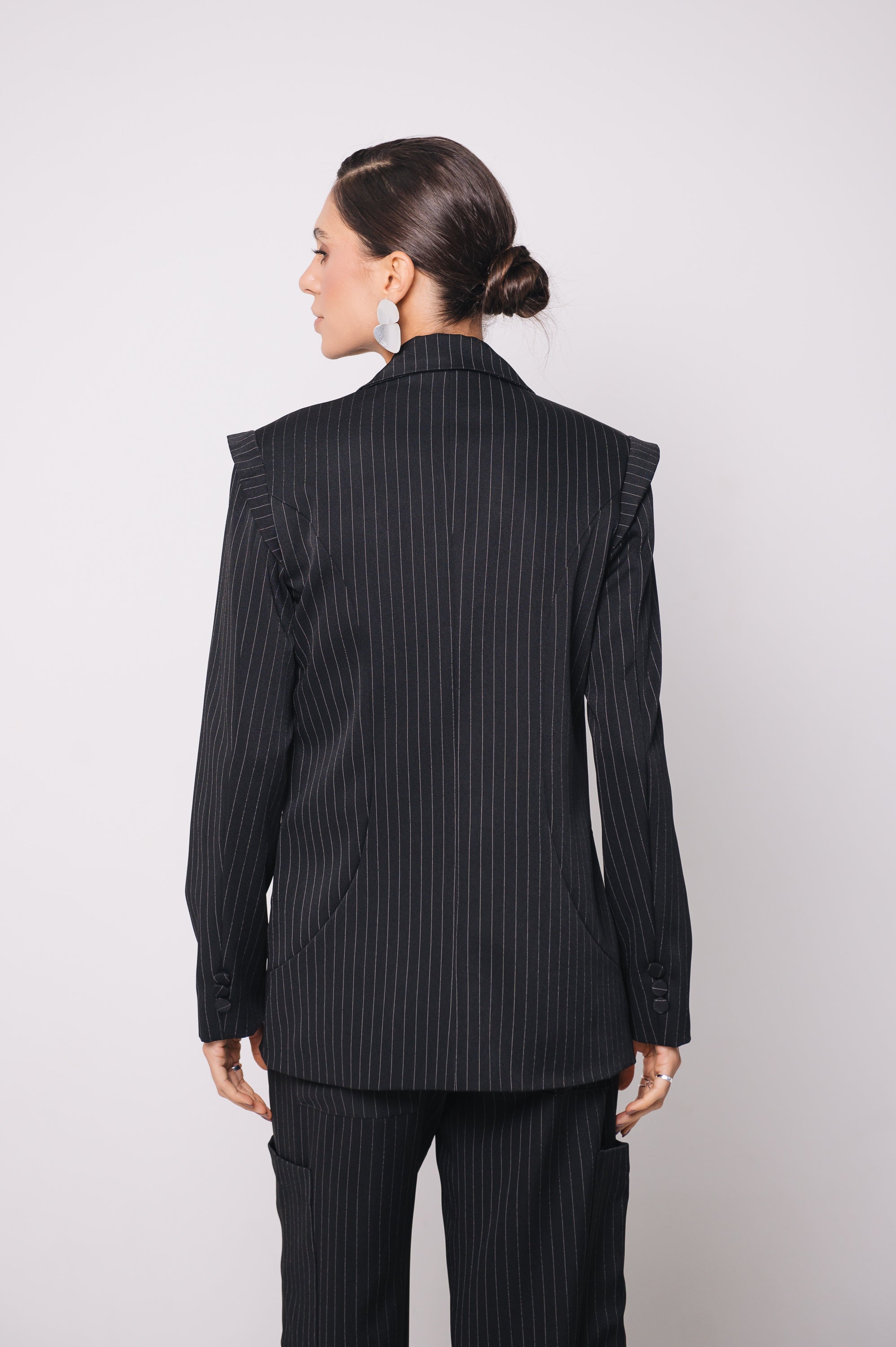 Blazer Alfaiataria Arya Risca de Giz Preto Ällie