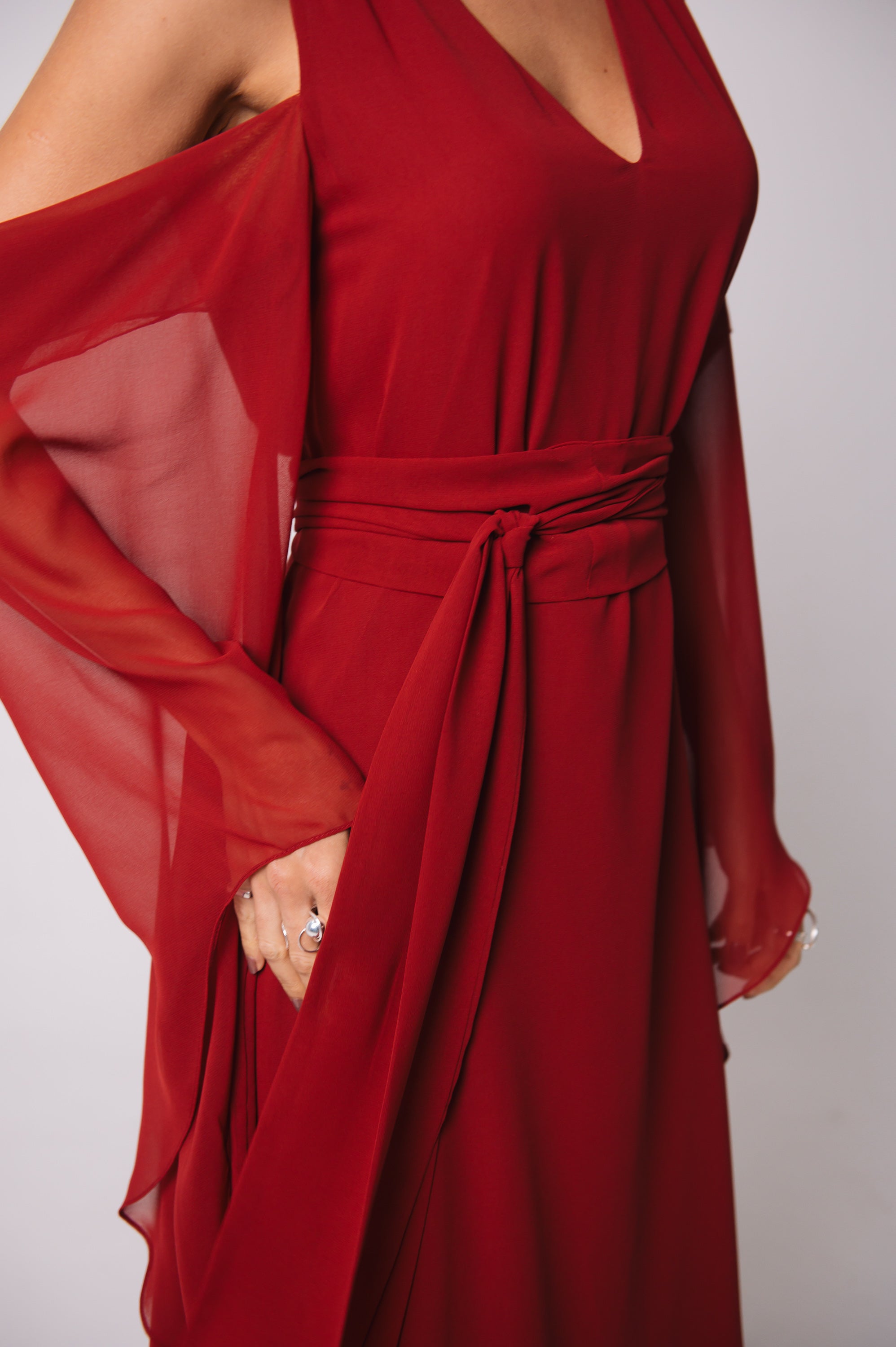 Vestido Fluido Recortes Caetana Cereja Ällie