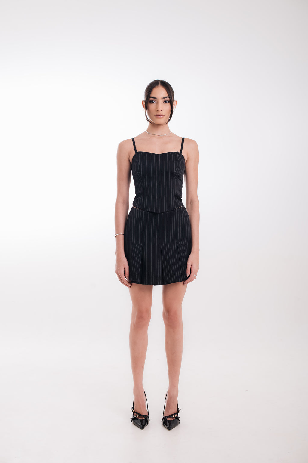 Short Saia Risca de Giz Anina Preto Ällie