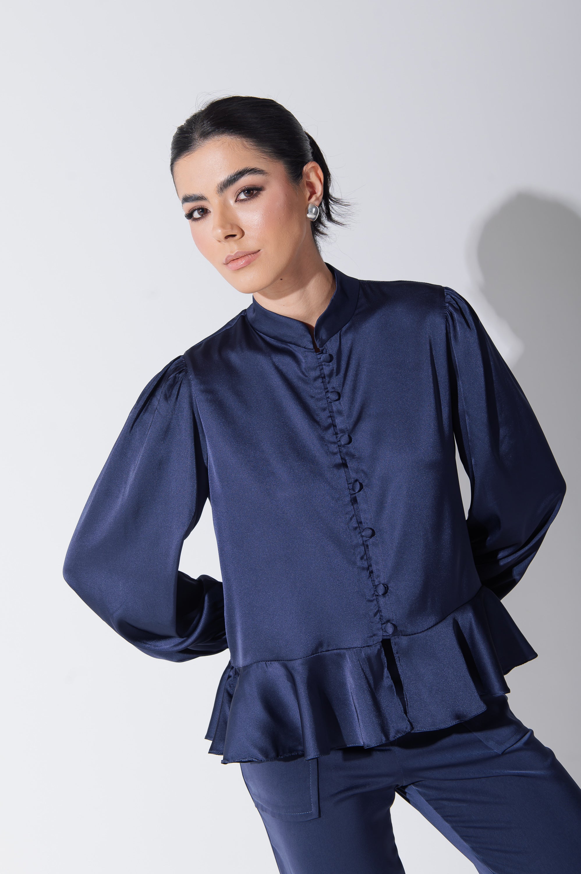 Camisa Acetinada Lisandra Azul Marinho Saphir