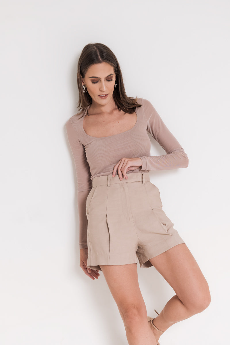 Short Helena Nude