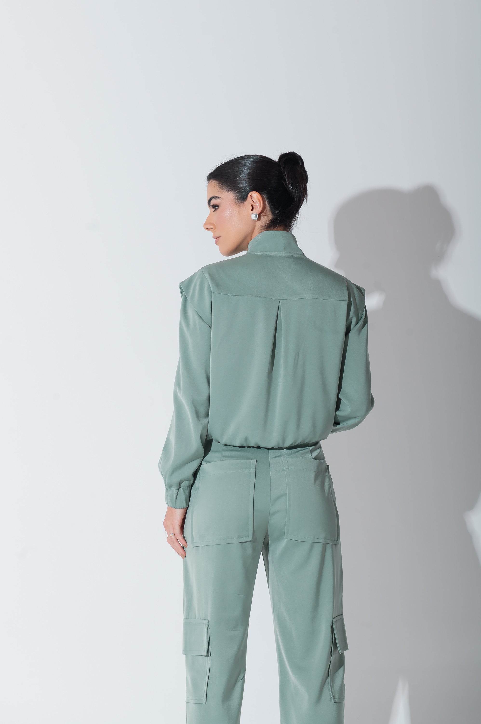 Calça Cargo Alfaiataria Brunelle Verde Menta Saphir