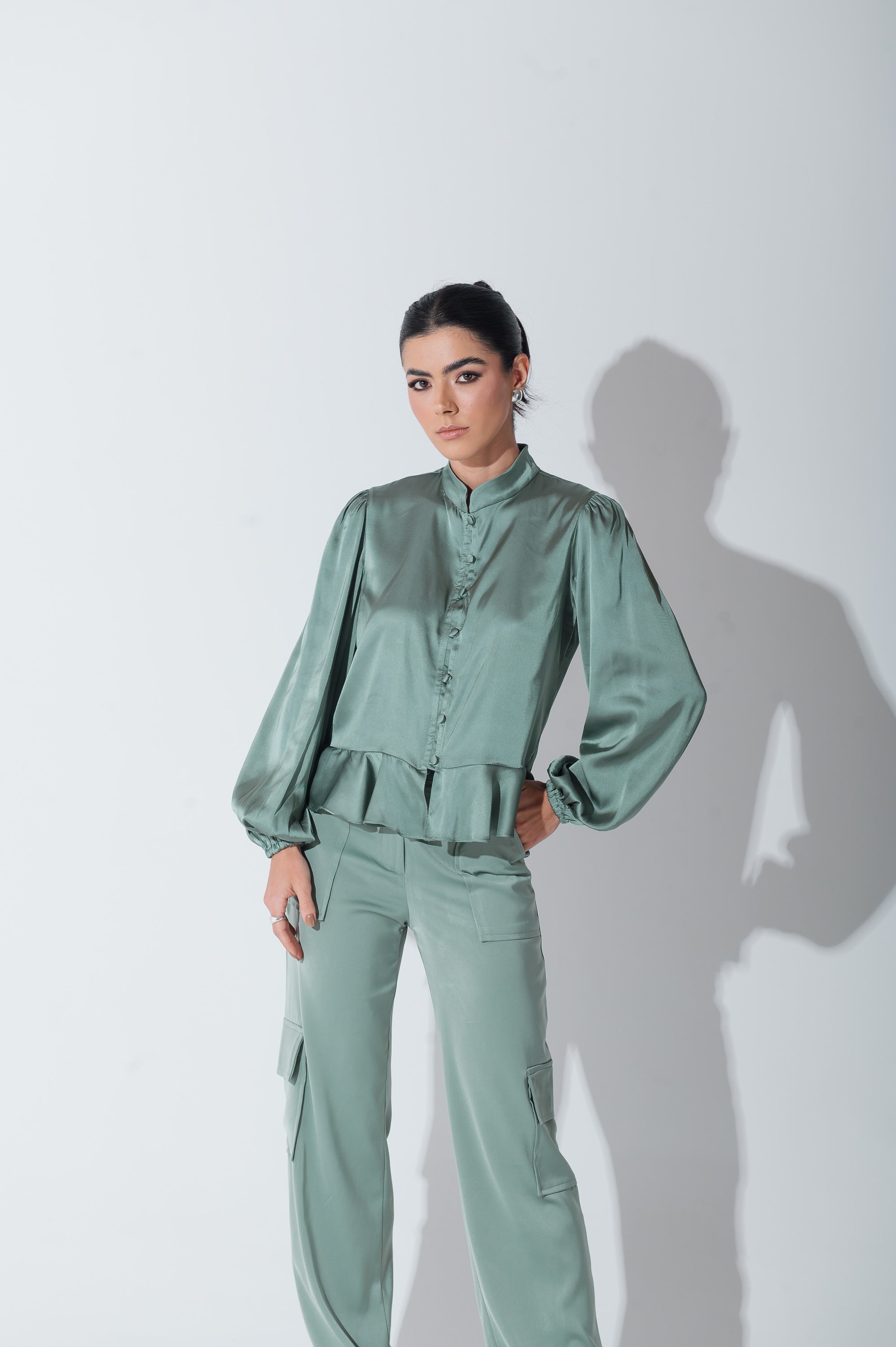 Calça Cargo Alfaiataria Brunelle Verde Menta Saphir