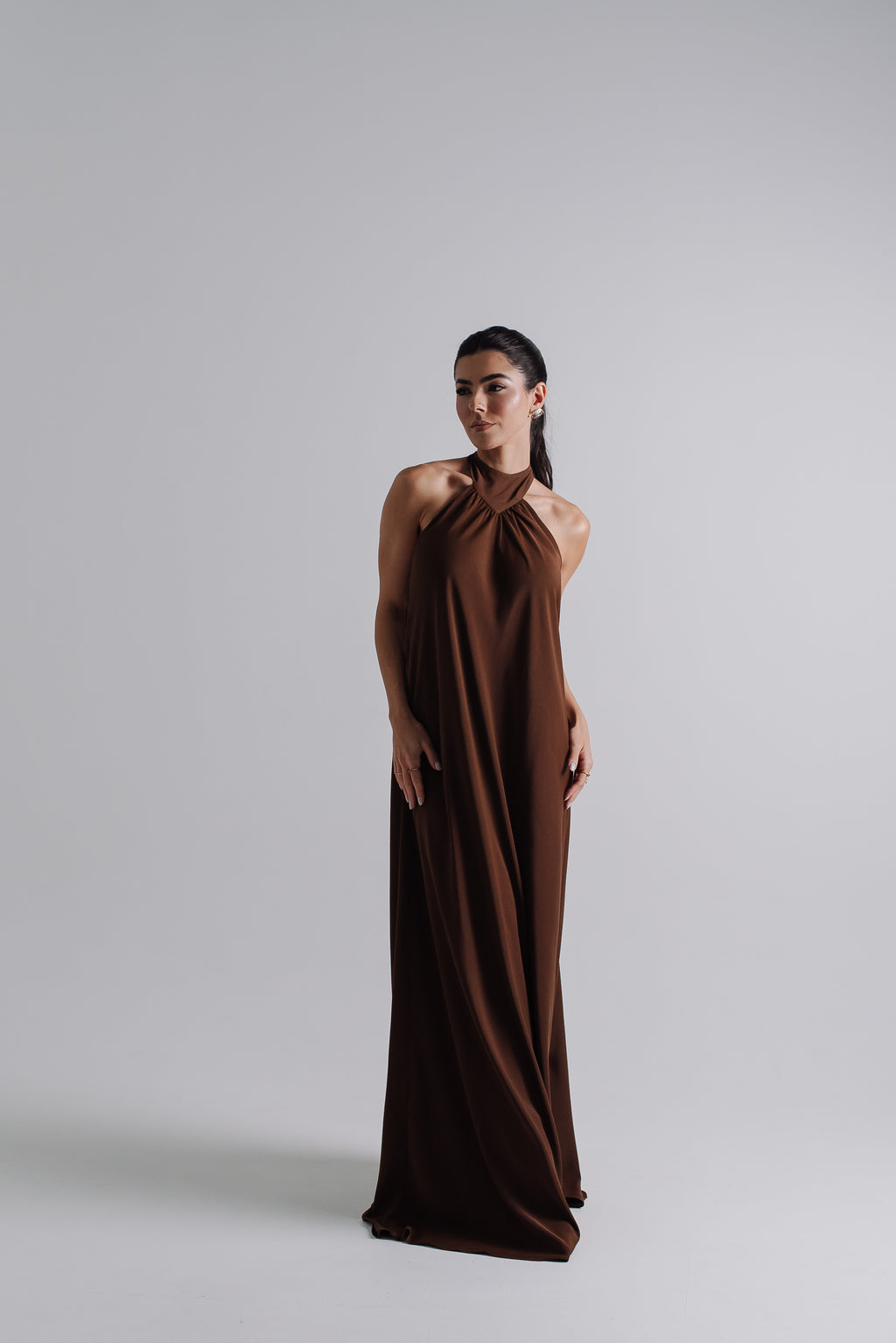 Vestido Frente Única Longo Mariana Marrom Saphir