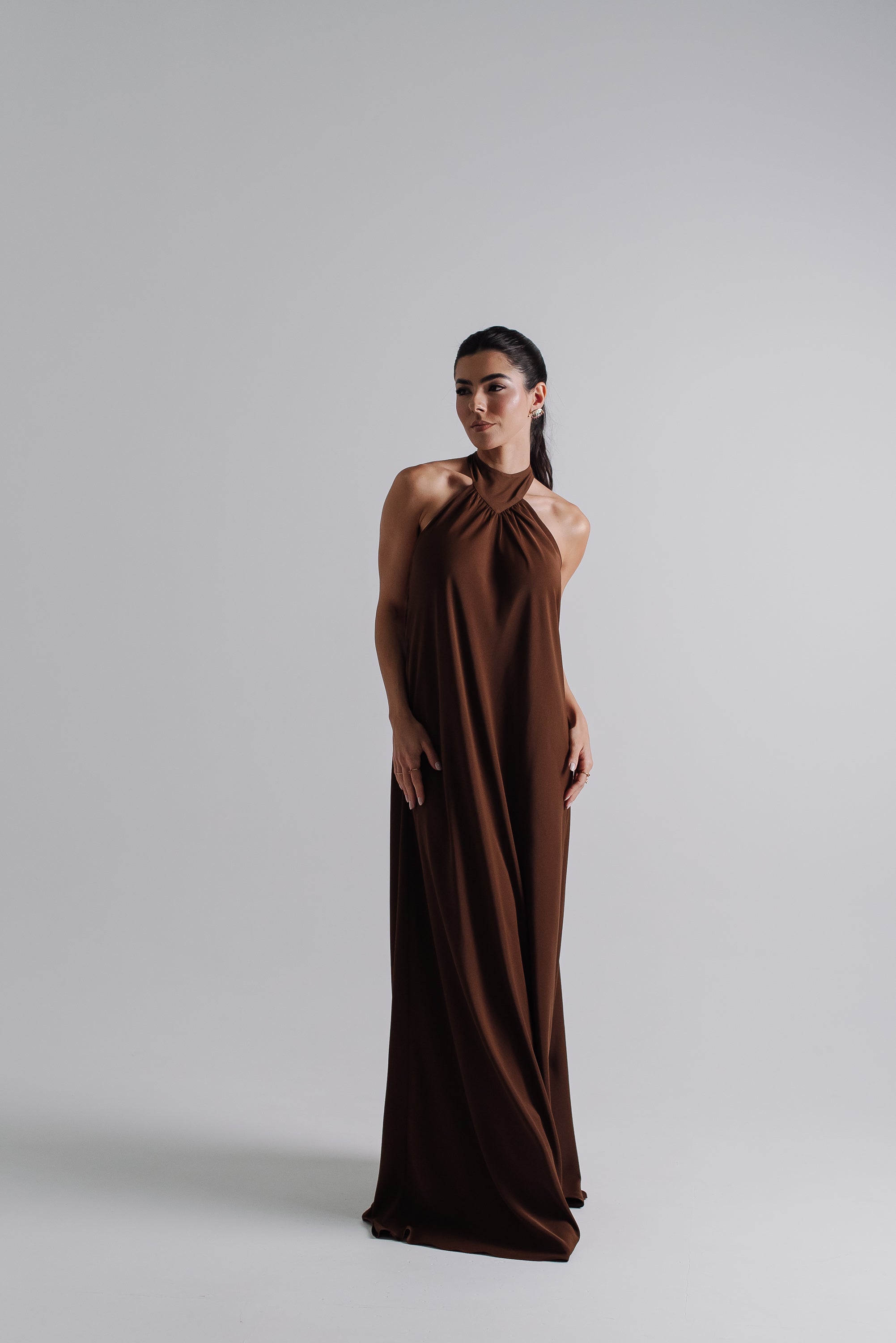 Vestido Frente Única Longo Mariana Marrom Saphir