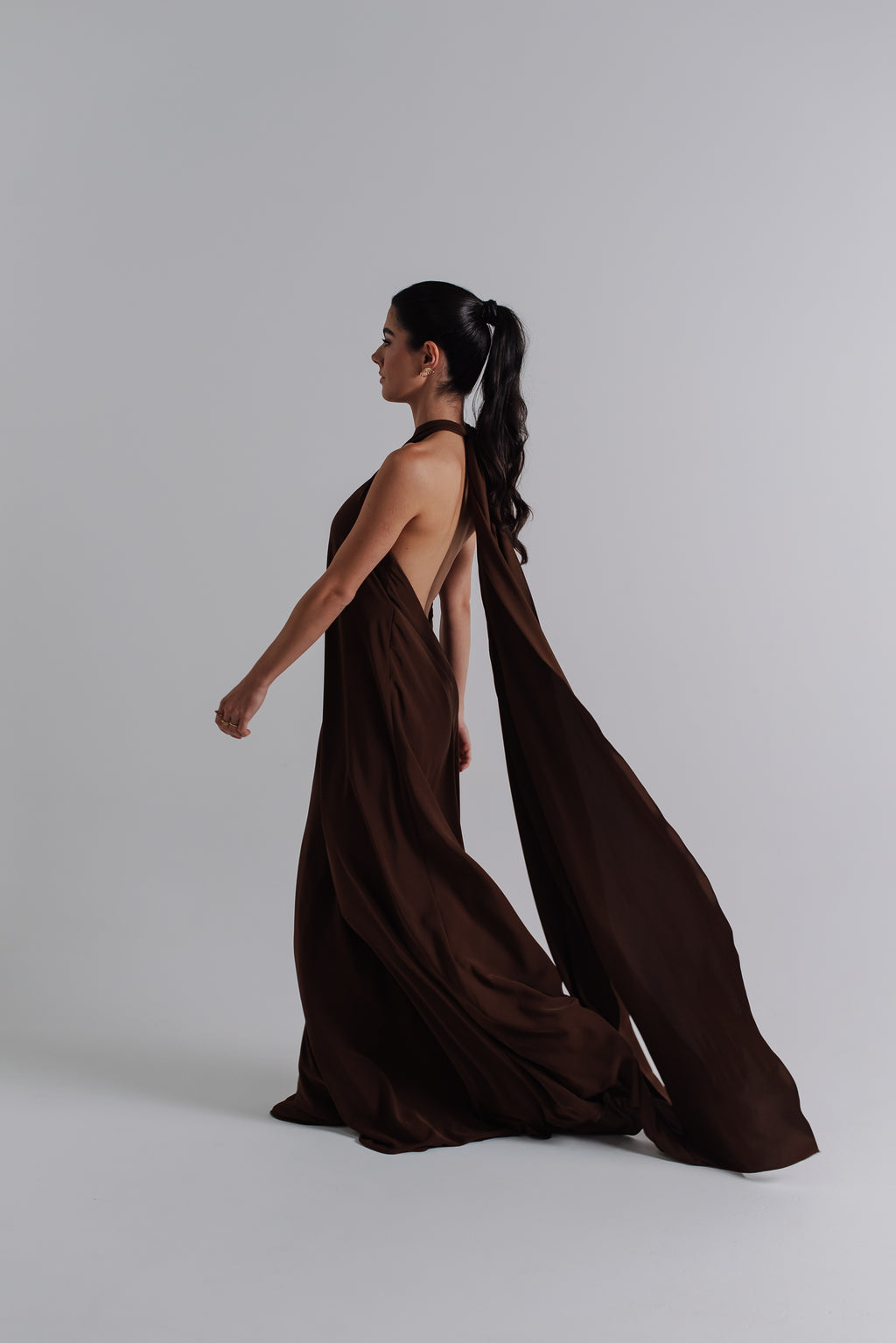 Vestido Frente Única Longo Mariana Marrom Saphir