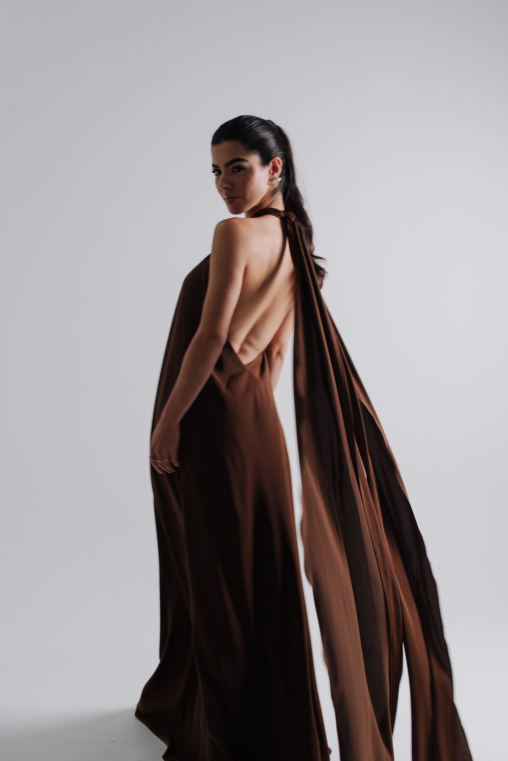 Vestido Frente Única Longo Mariana Marrom Saphir