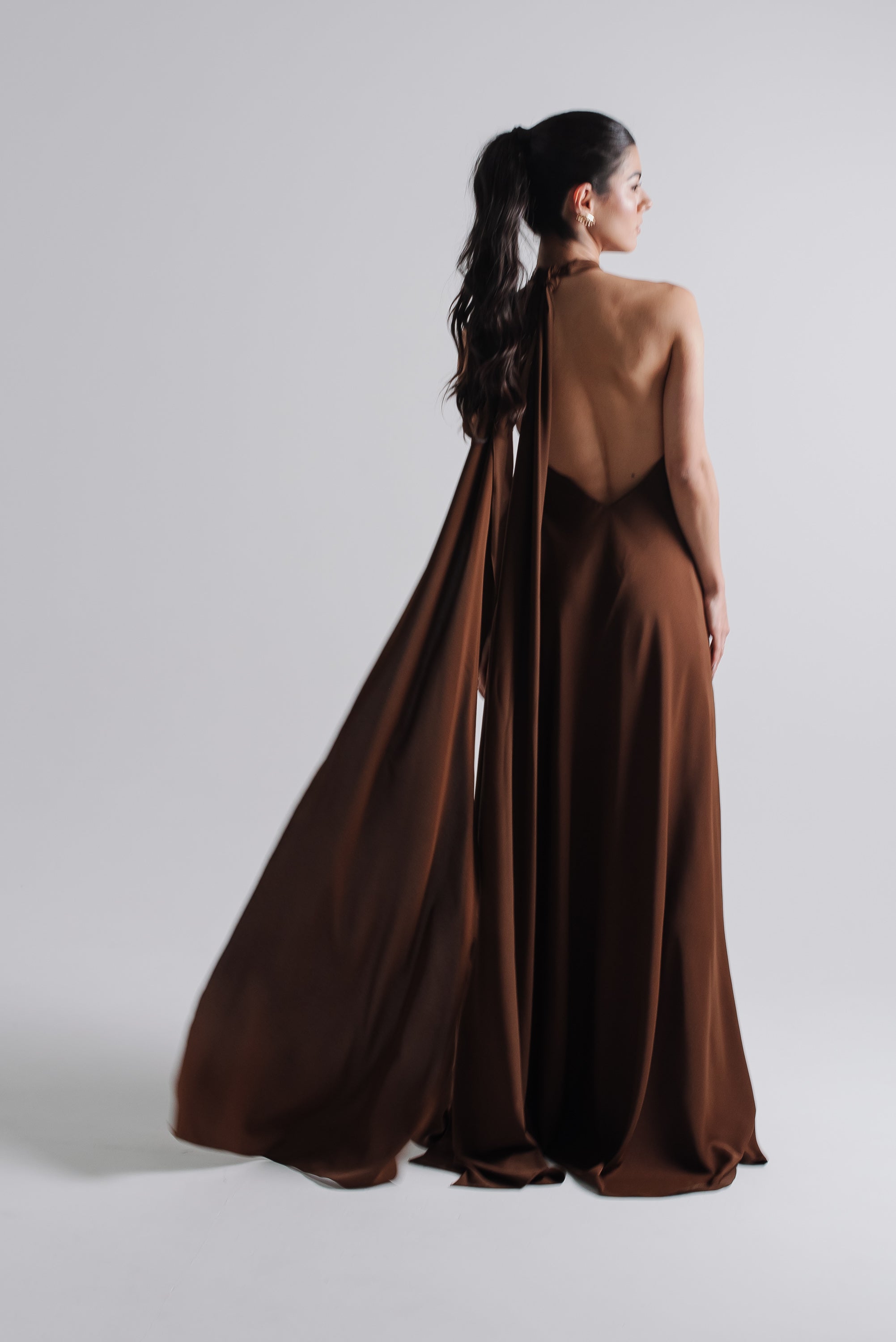 Vestido Frente Única Longo Mariana Marrom Saphir