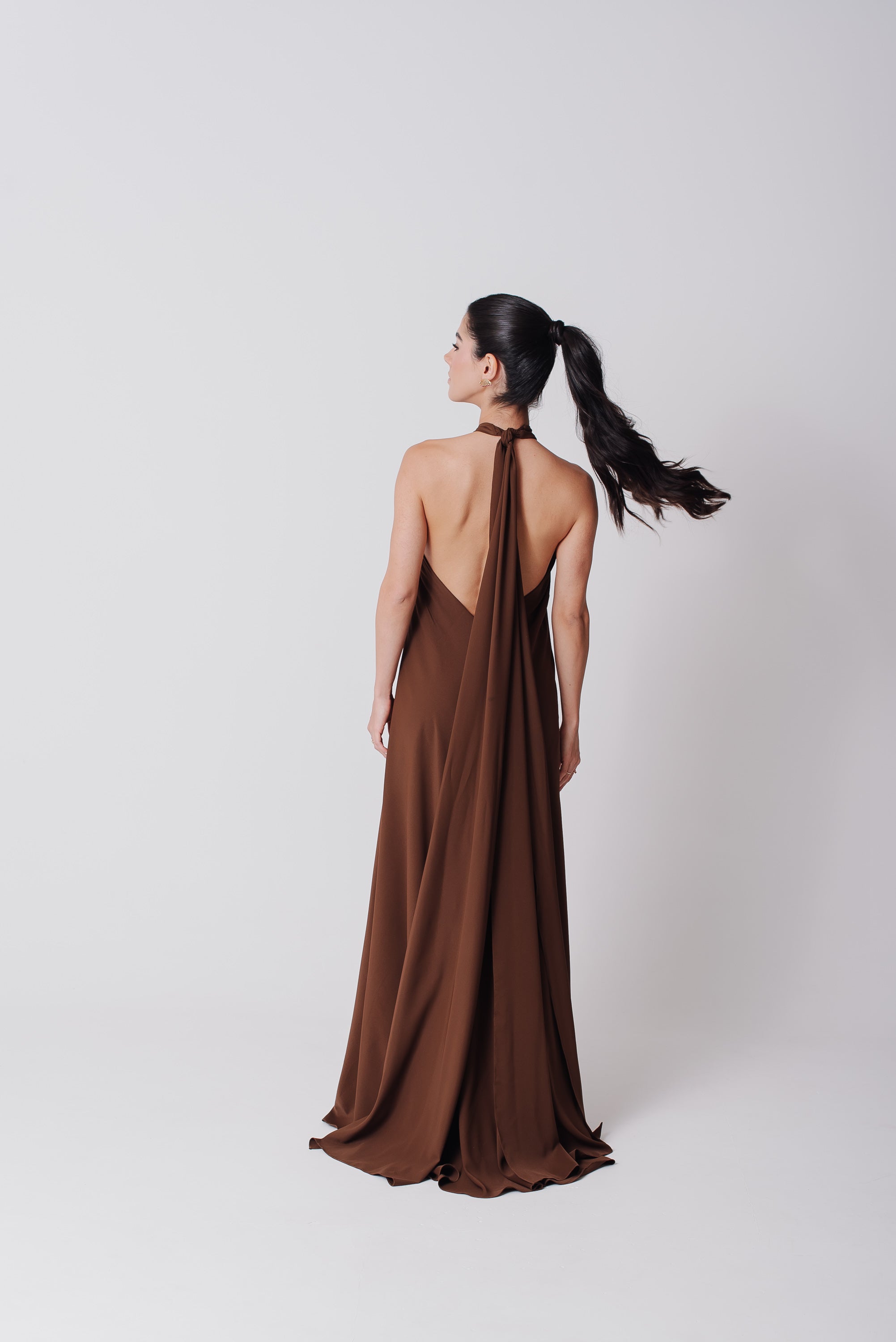 Vestido Frente Única Longo Mariana Marrom Saphir