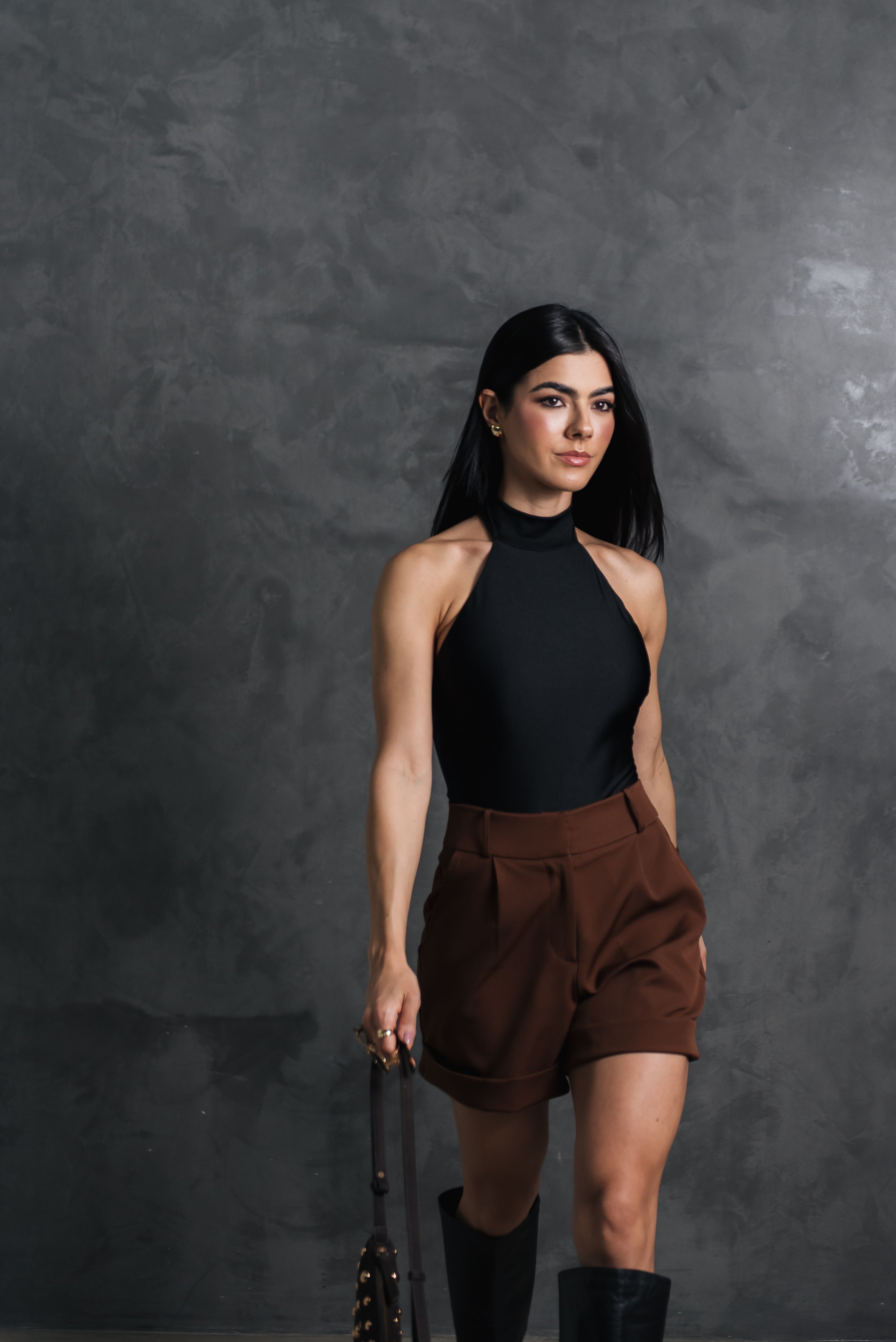Short Alfaiataria Barra Italiana Mary Marrom Saphir