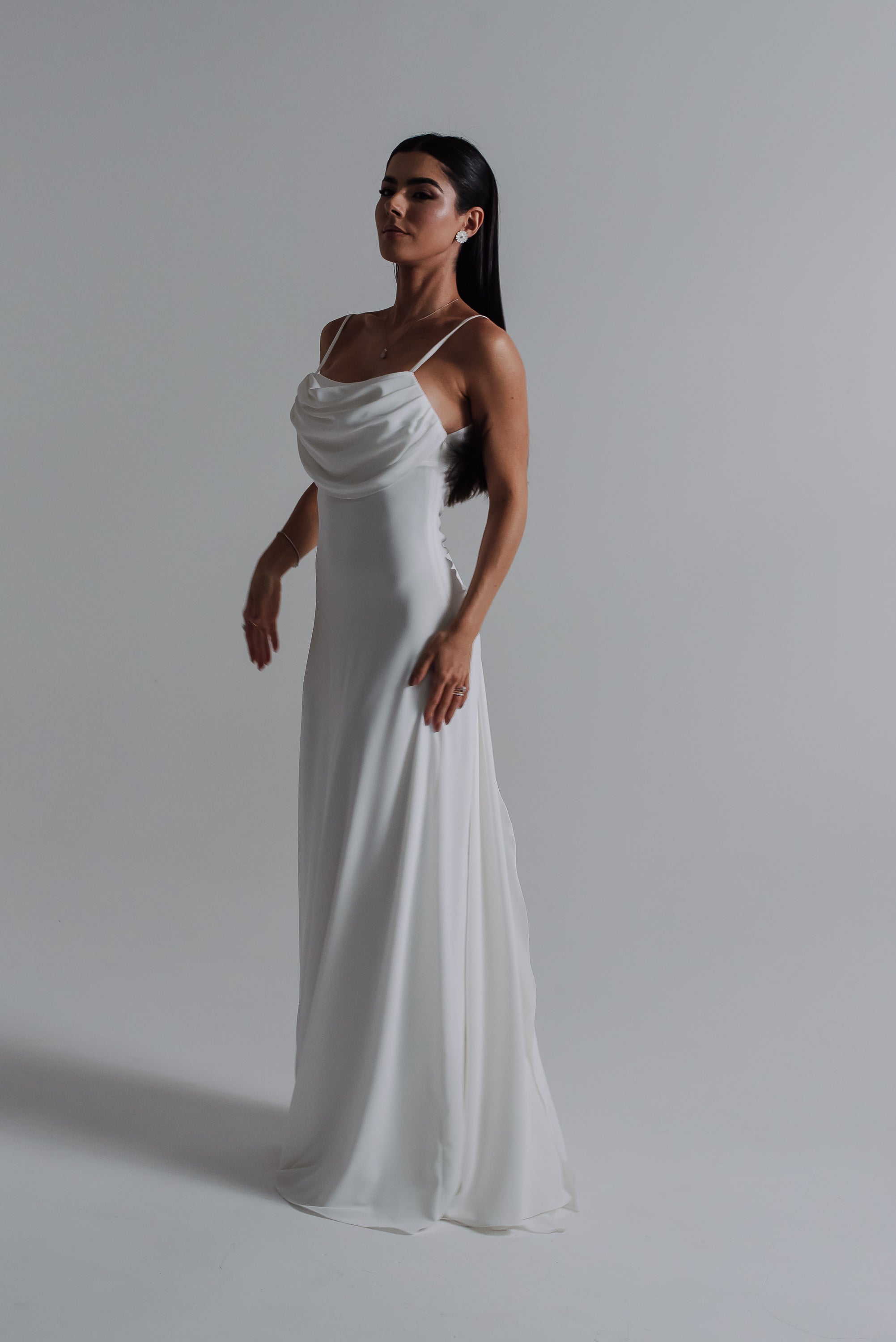 Vestido Longo Fluido Zélia Off White Ällie
