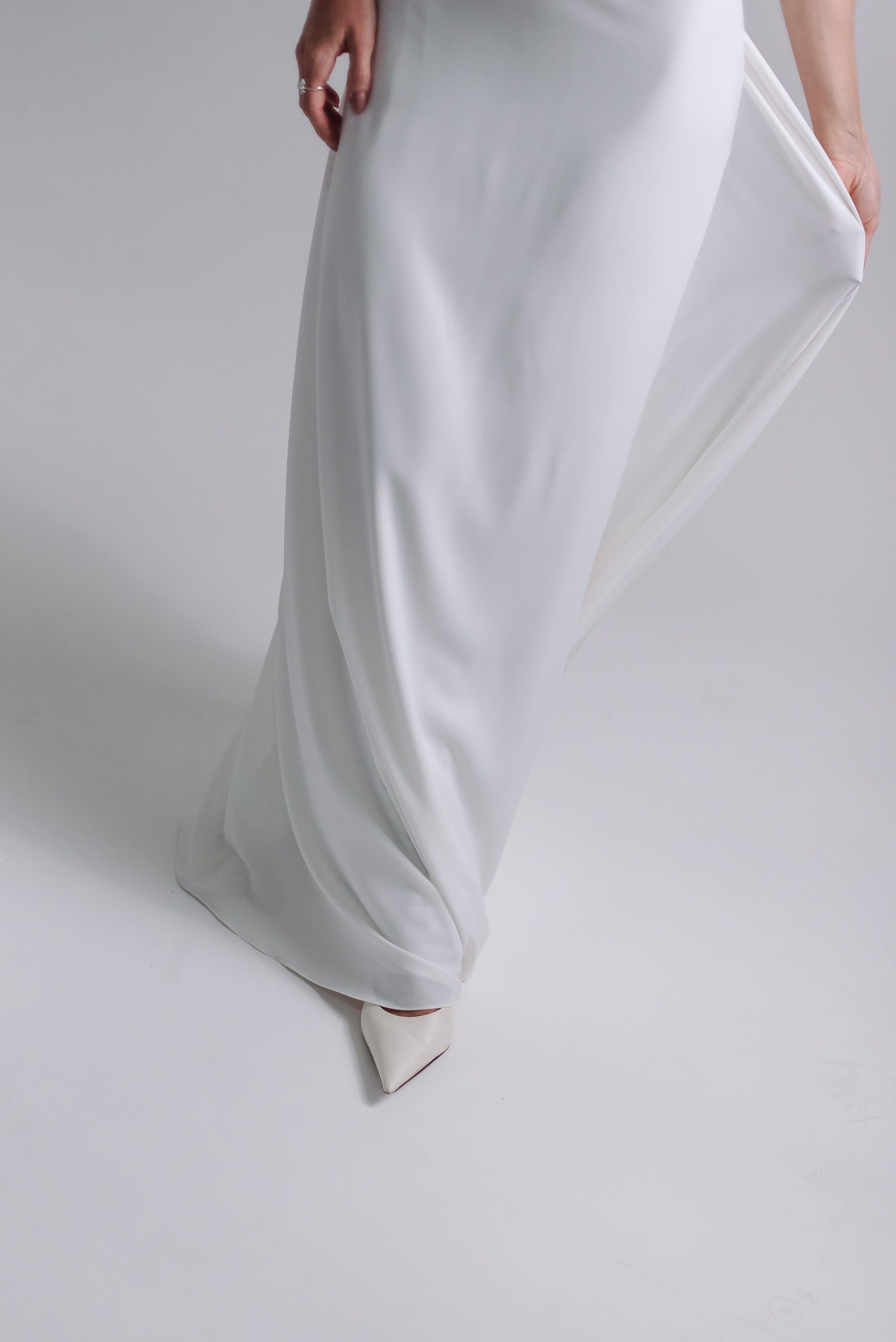 Vestido Longo Fluido Zélia Off White Ällie
