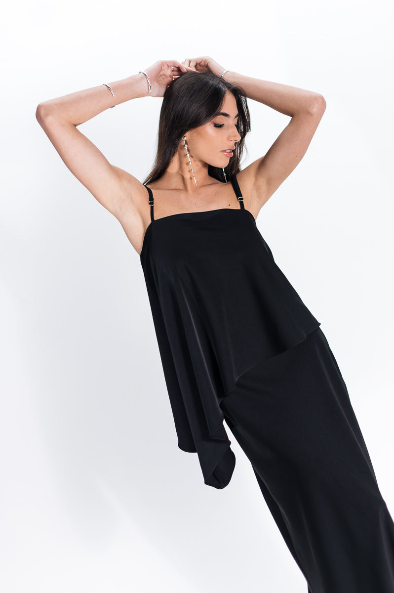 Blusa Assimétrica Rogéria Preta Ällie