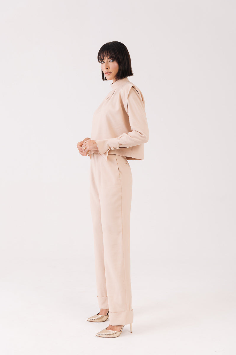 Blusa Alfaiataria Ombreira Cíntia Creme Ällie