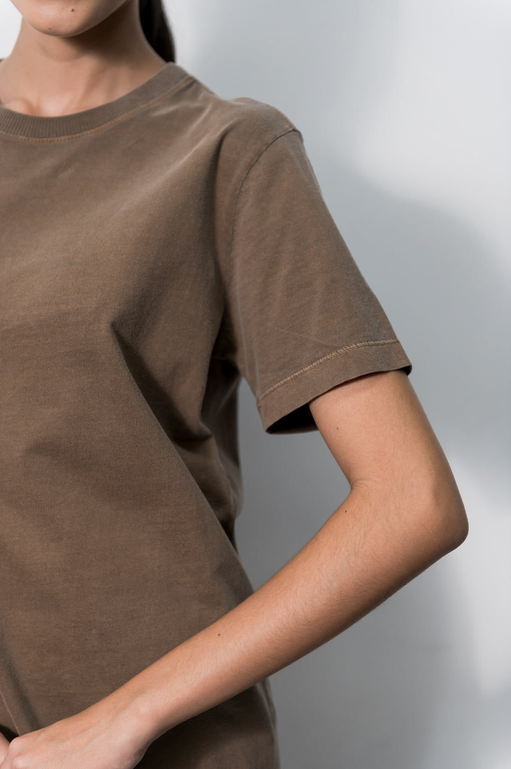 T-Shirt Unissex Algodão Marrom Estonada
