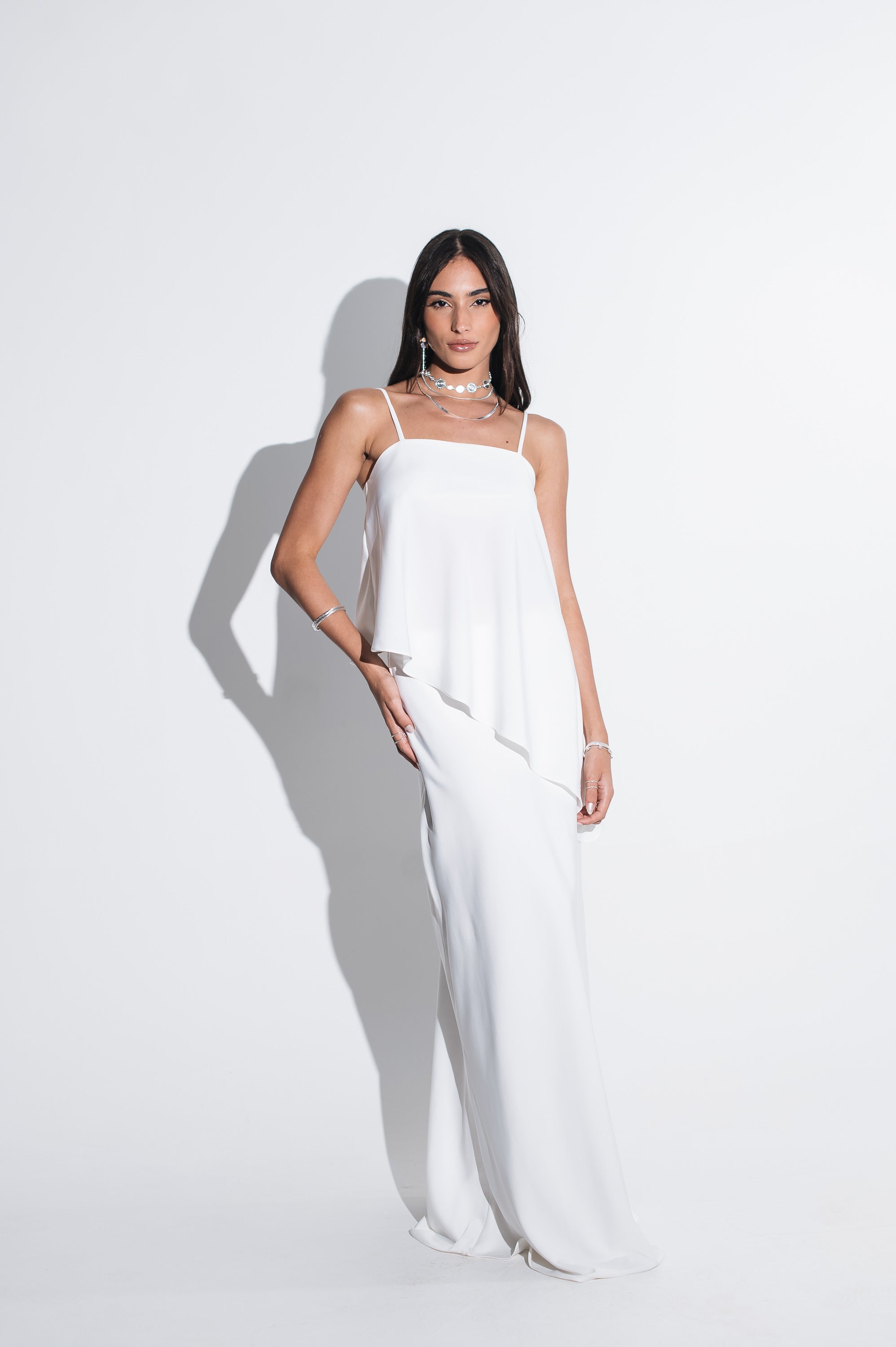 Blusa Assimétrica Rogéria Off White Ällie