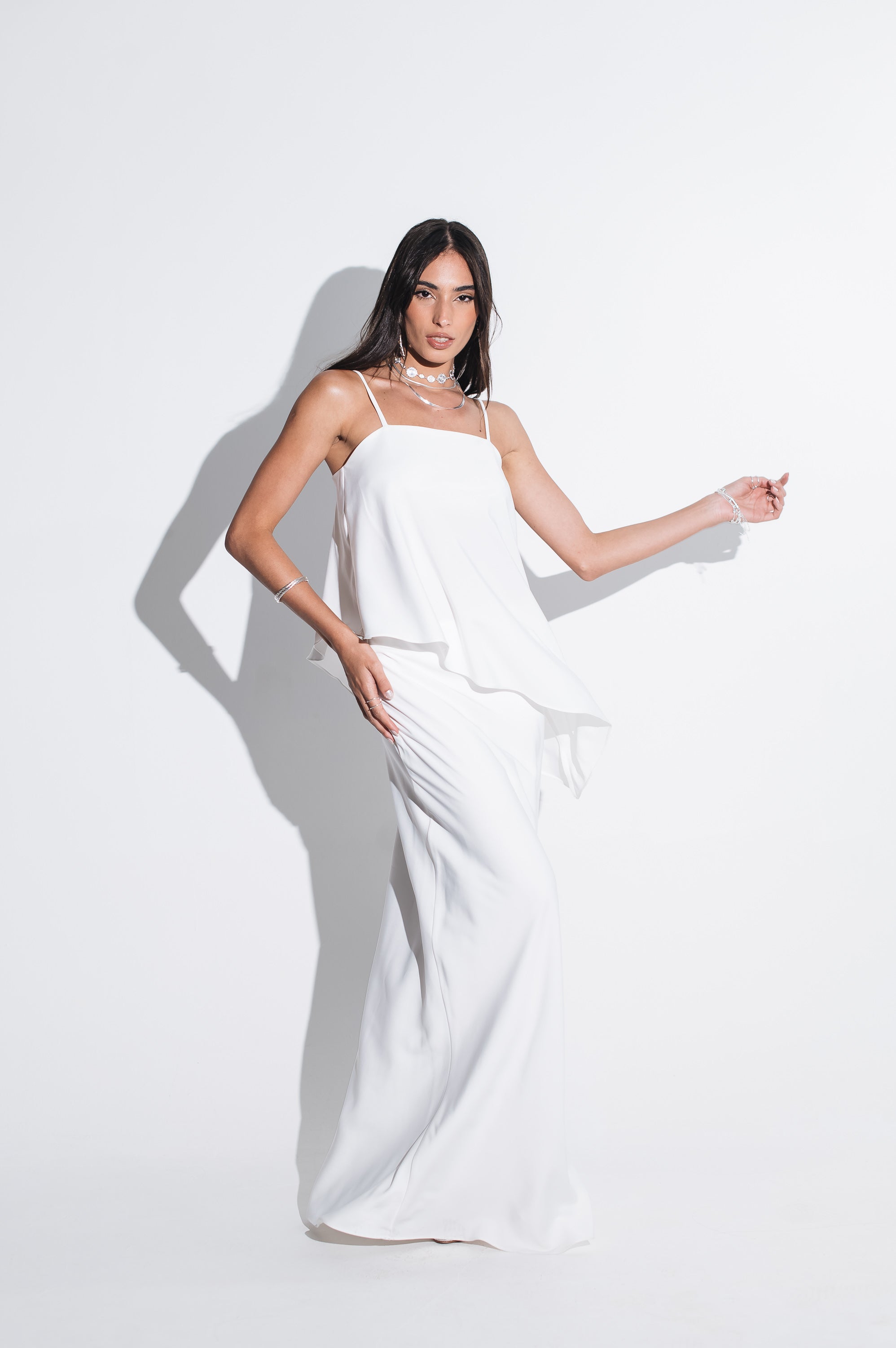 Blusa Assimétrica Rogéria Off White Ällie