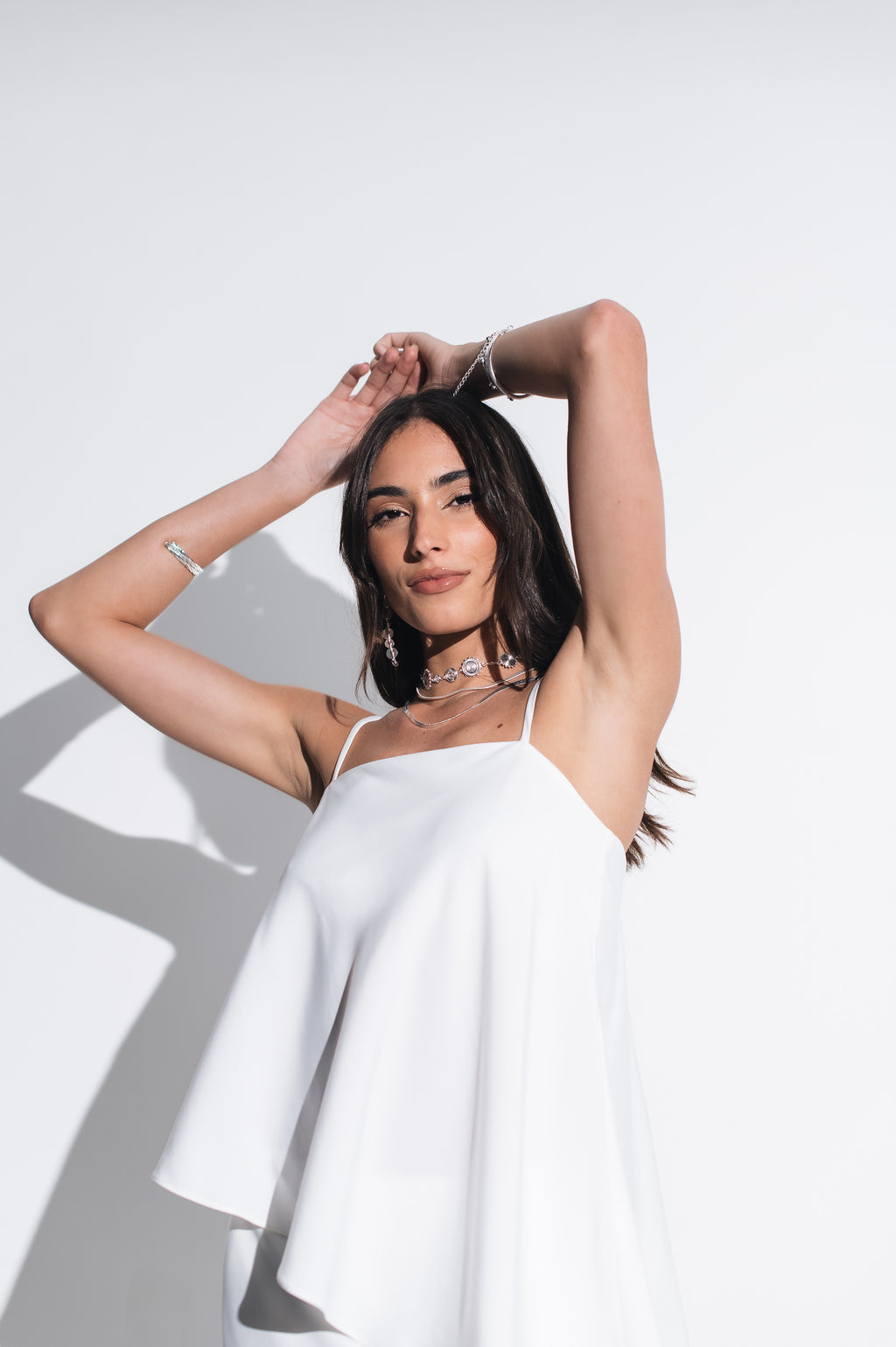 Blusa Assimétrica Rogéria Off White Ällie