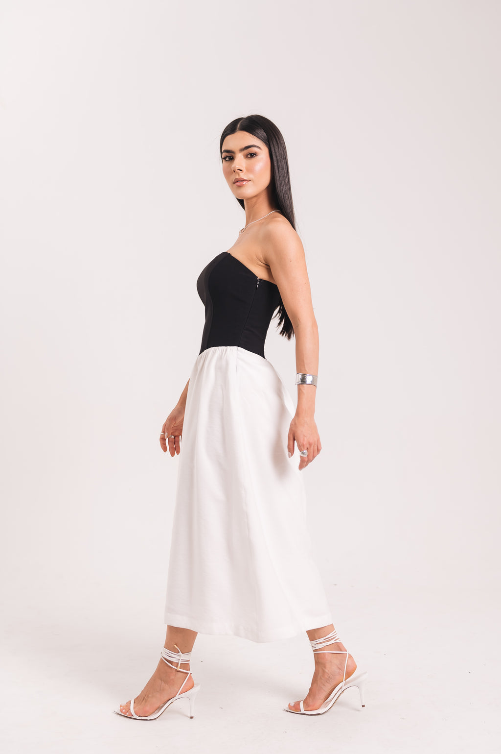 Vestido Midi Moniz Preto e Off White Saphir