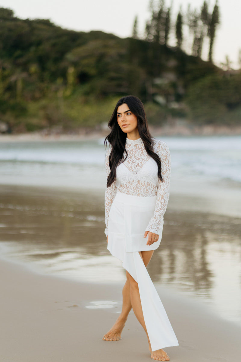 Blusa Gola Alta Renda Ametista Off White Ällie - foto adicional 4